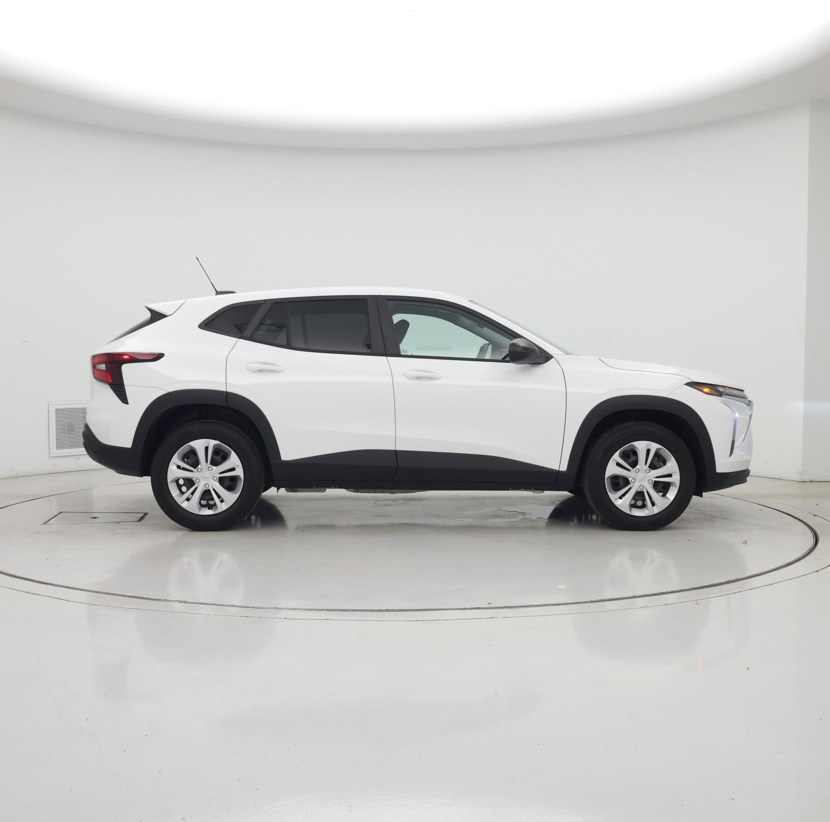 Thumbnail: 2024 Chevrolet Trax - 7