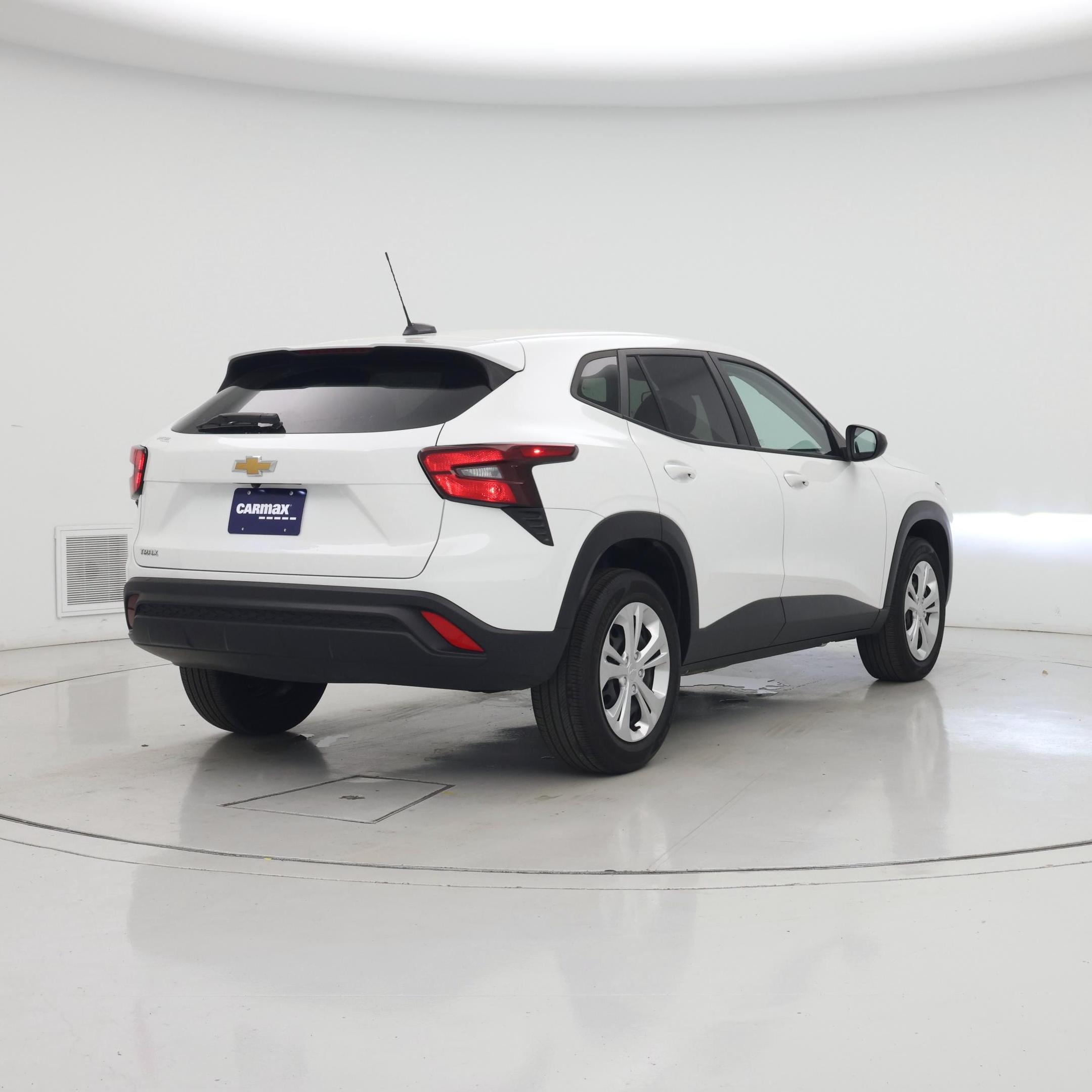 Thumbnail: 2024 Chevrolet Trax - 8