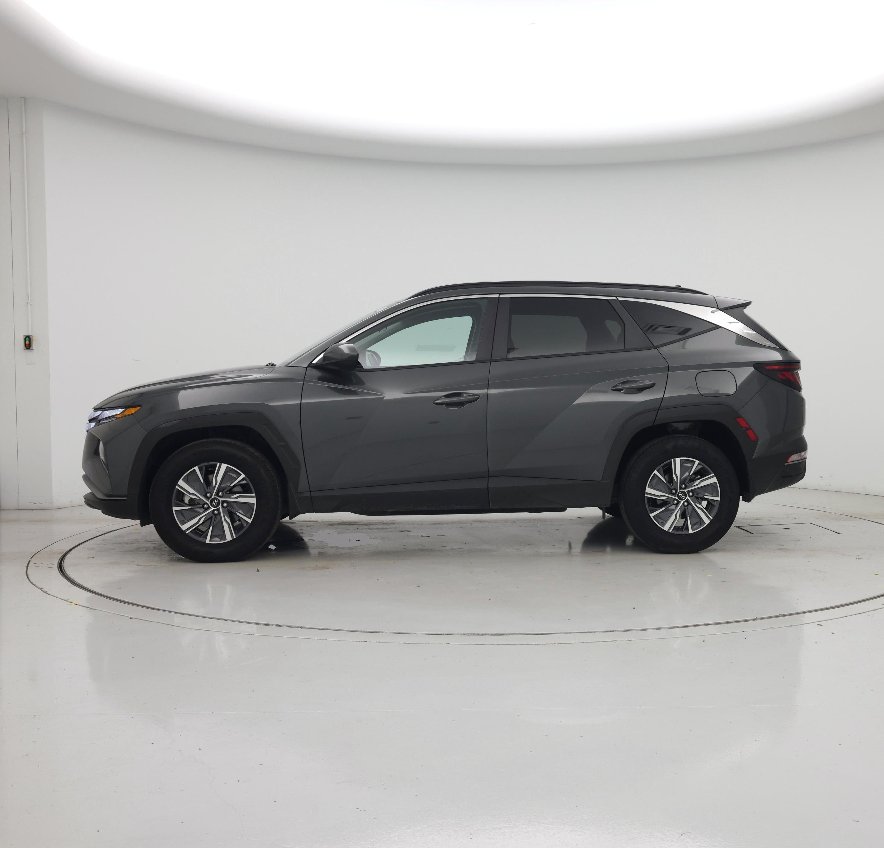 Thumbnail: 2024 Hyundai Tucson - 3