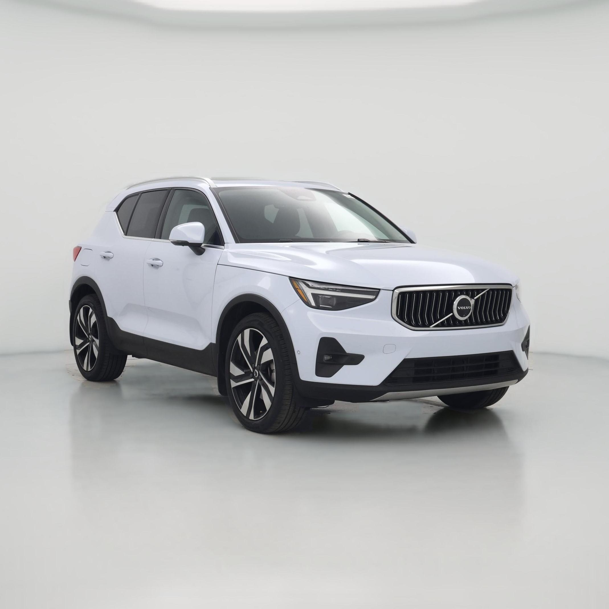 Thumbnail: 2024 Volvo XC40 - 1