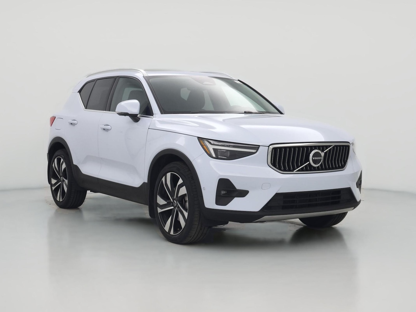 2024 Volvo XC40
