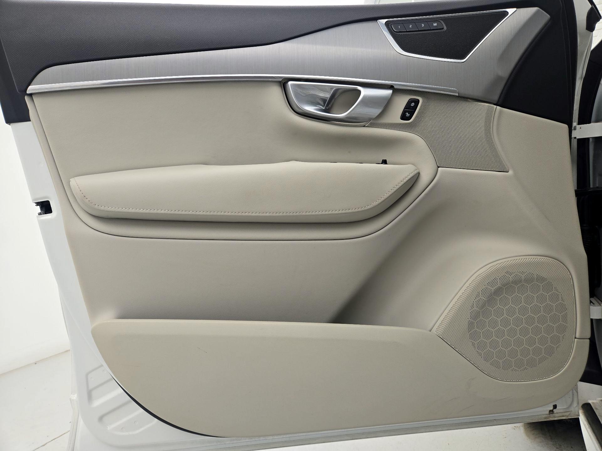 Thumbnail: 2024 Volvo XC90 - 12