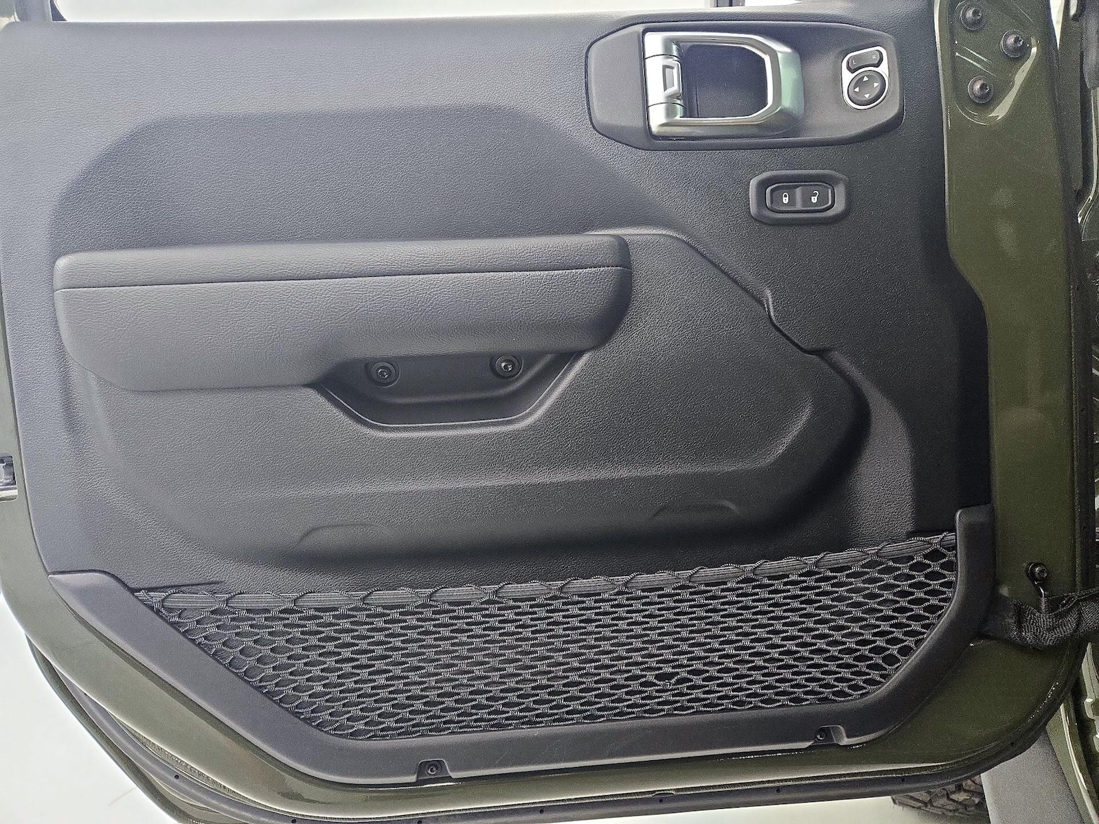2023 Jeep Wrangler 4xe Willys 4XE - Photo 13