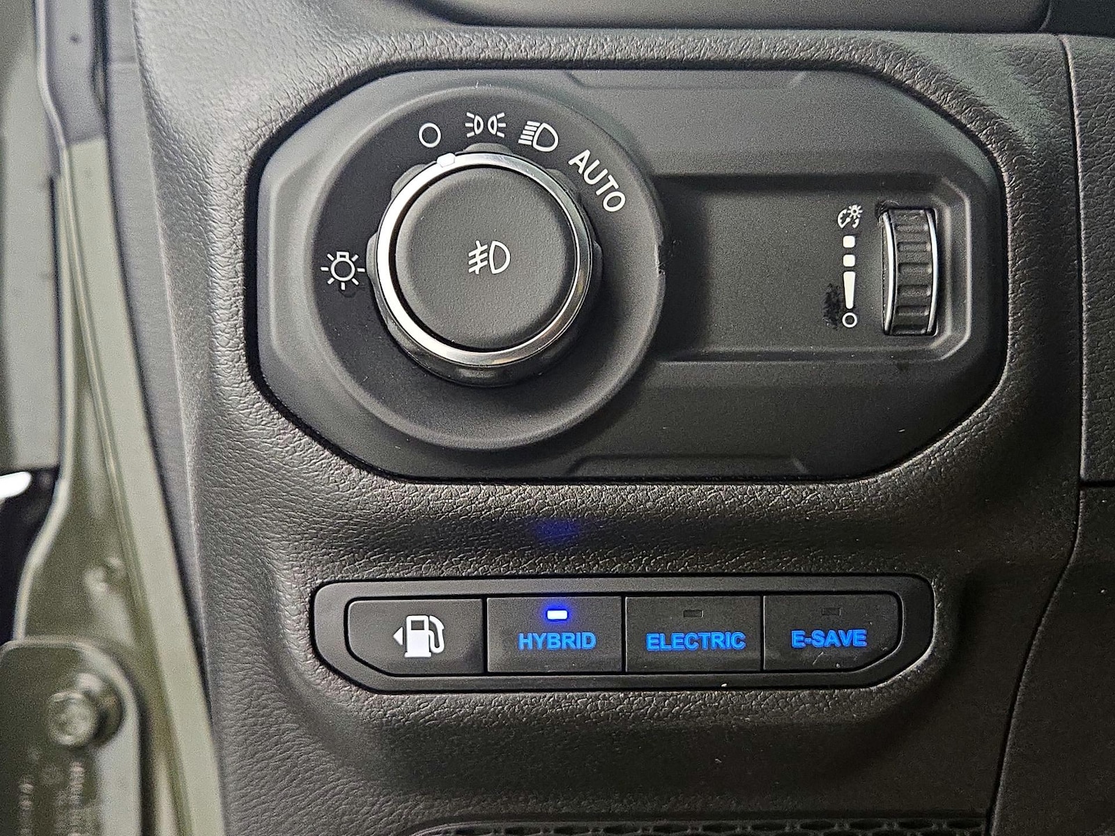 2023 Jeep Wrangler 4xe Willys 4XE - Photo 14