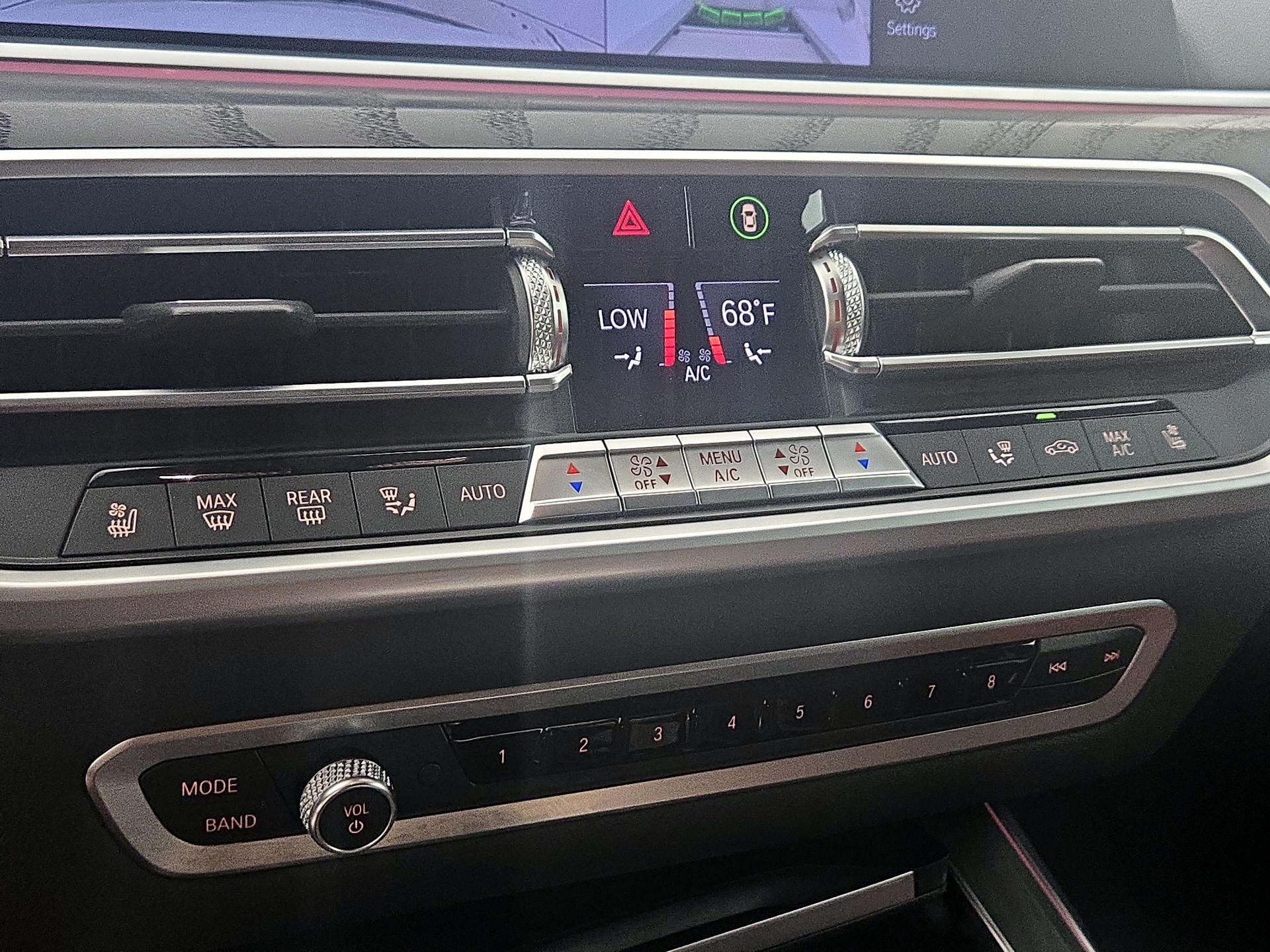 Thumbnail: 2021 BMW X7 - 17