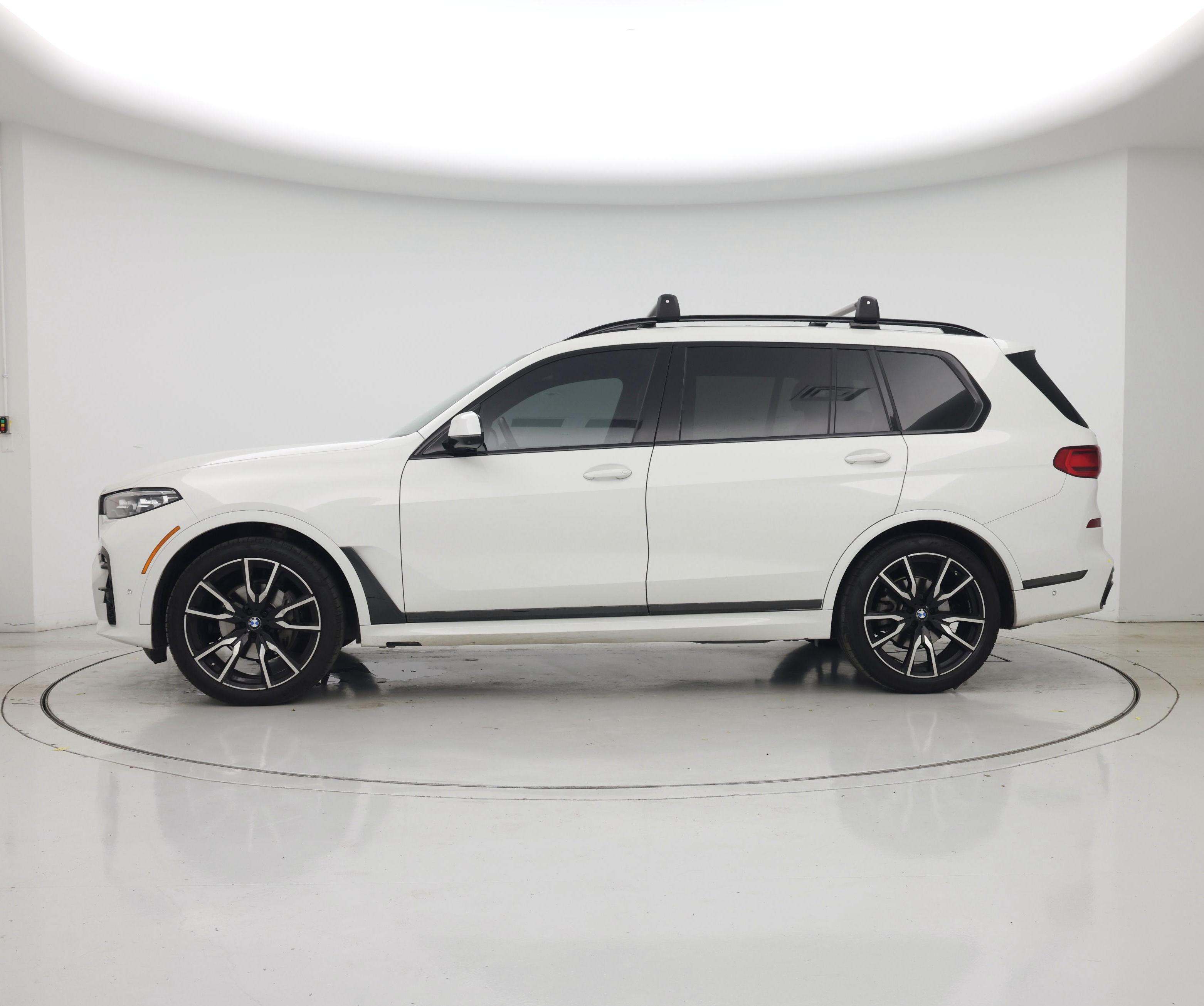 Thumbnail: 2021 BMW X7 - 3