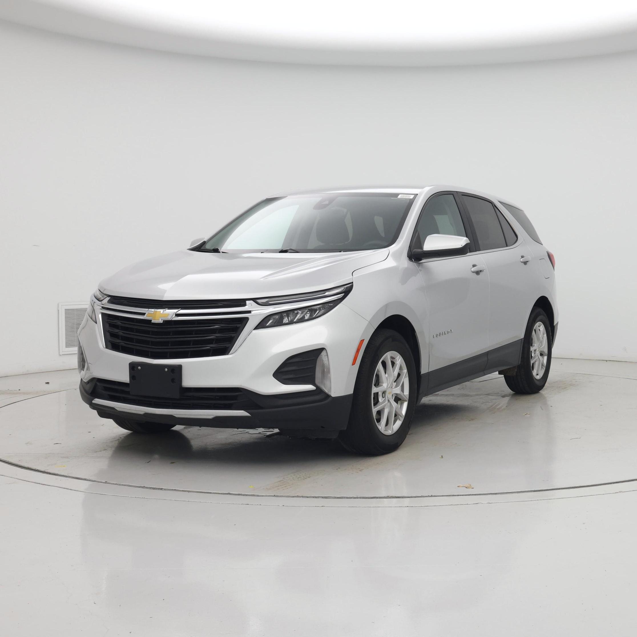 Thumbnail: 2022 Chevrolet Equinox - 4