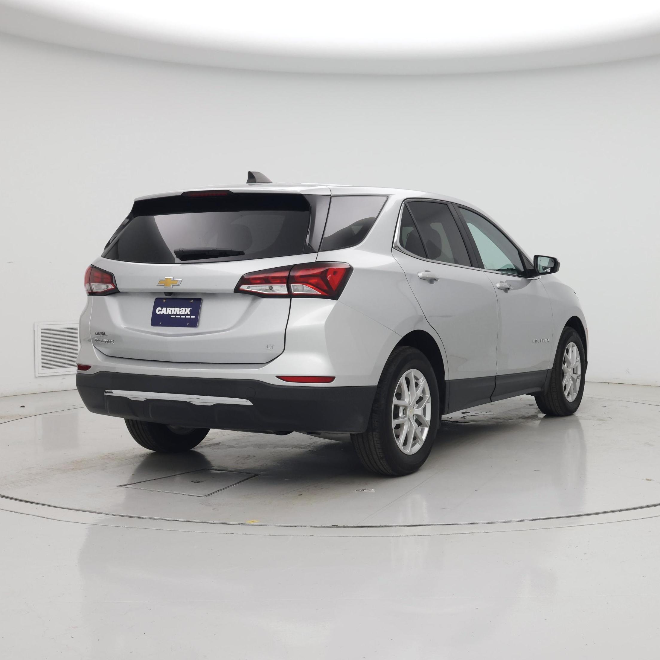 Thumbnail: 2022 Chevrolet Equinox - 8