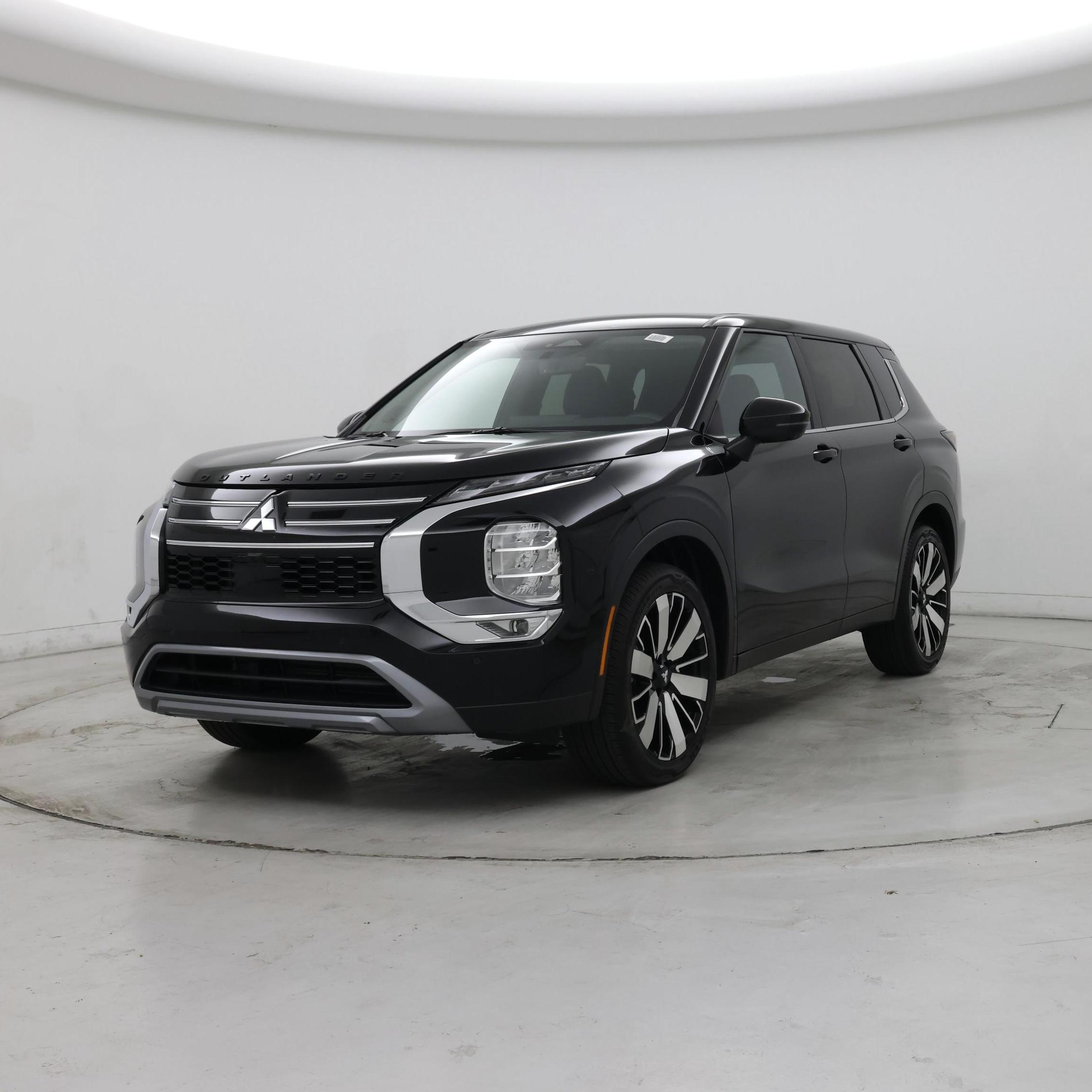 Thumbnail: 2025 Mitsubishi Outlander - 4