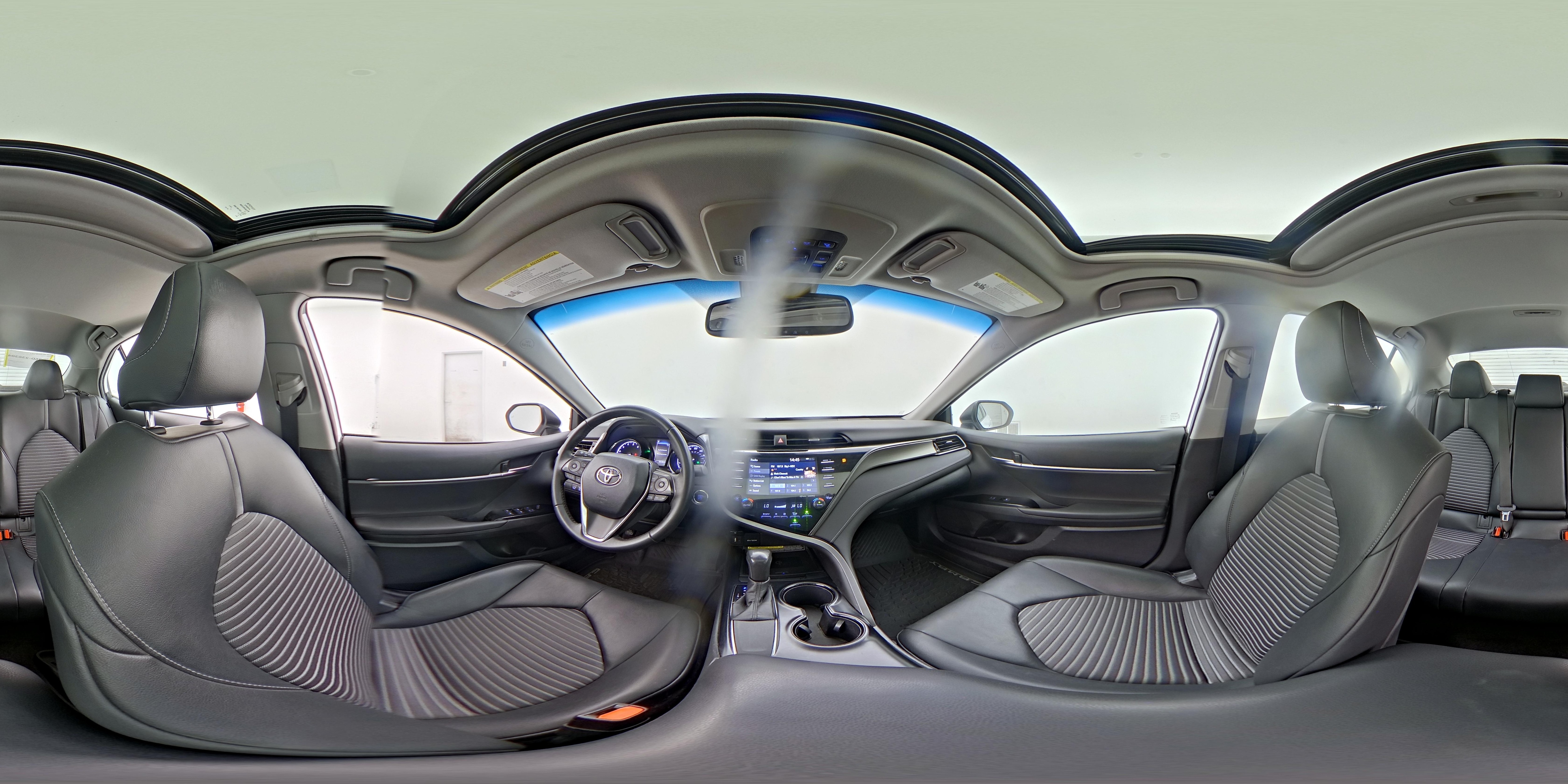 2019 Toyota Camry SE - Photo 25