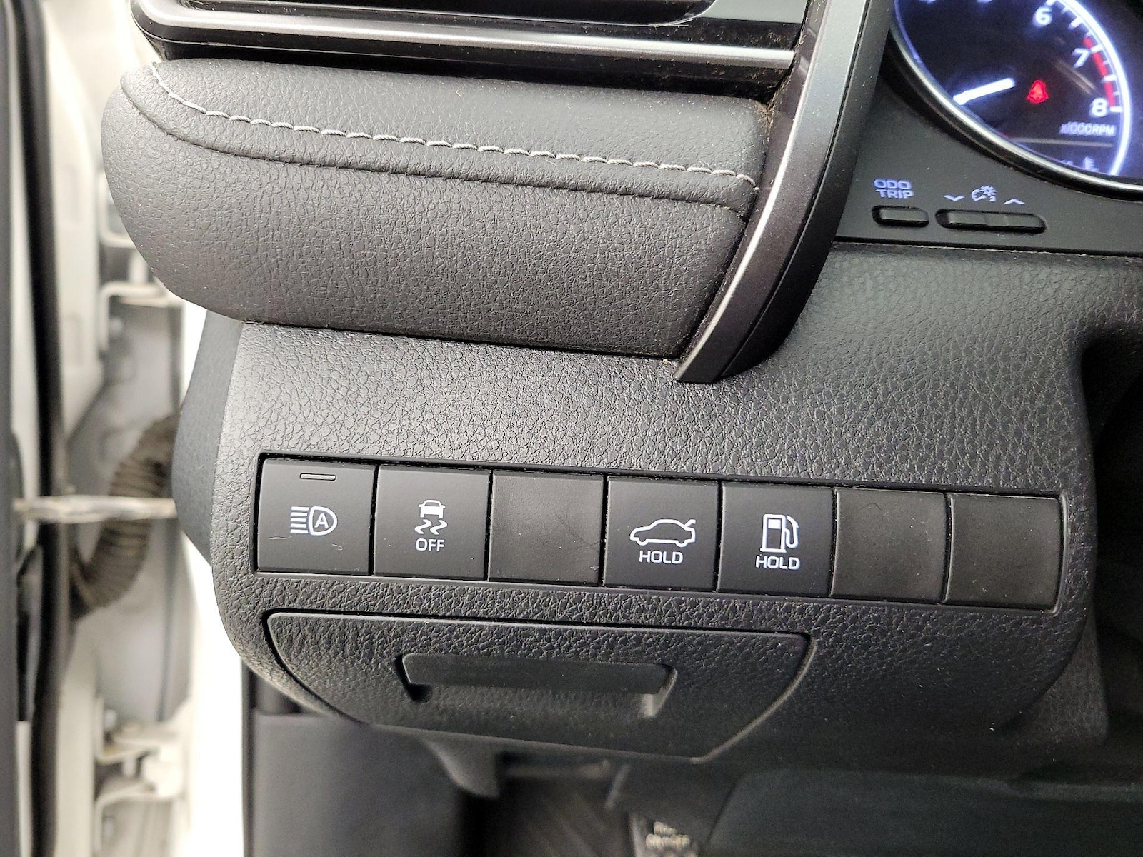 2019 Toyota Camry SE - Photo 14
