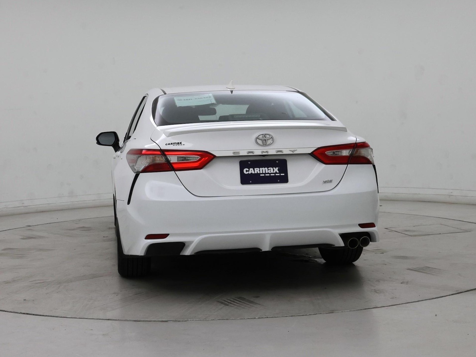 2019 Toyota Camry SE - Photo 7