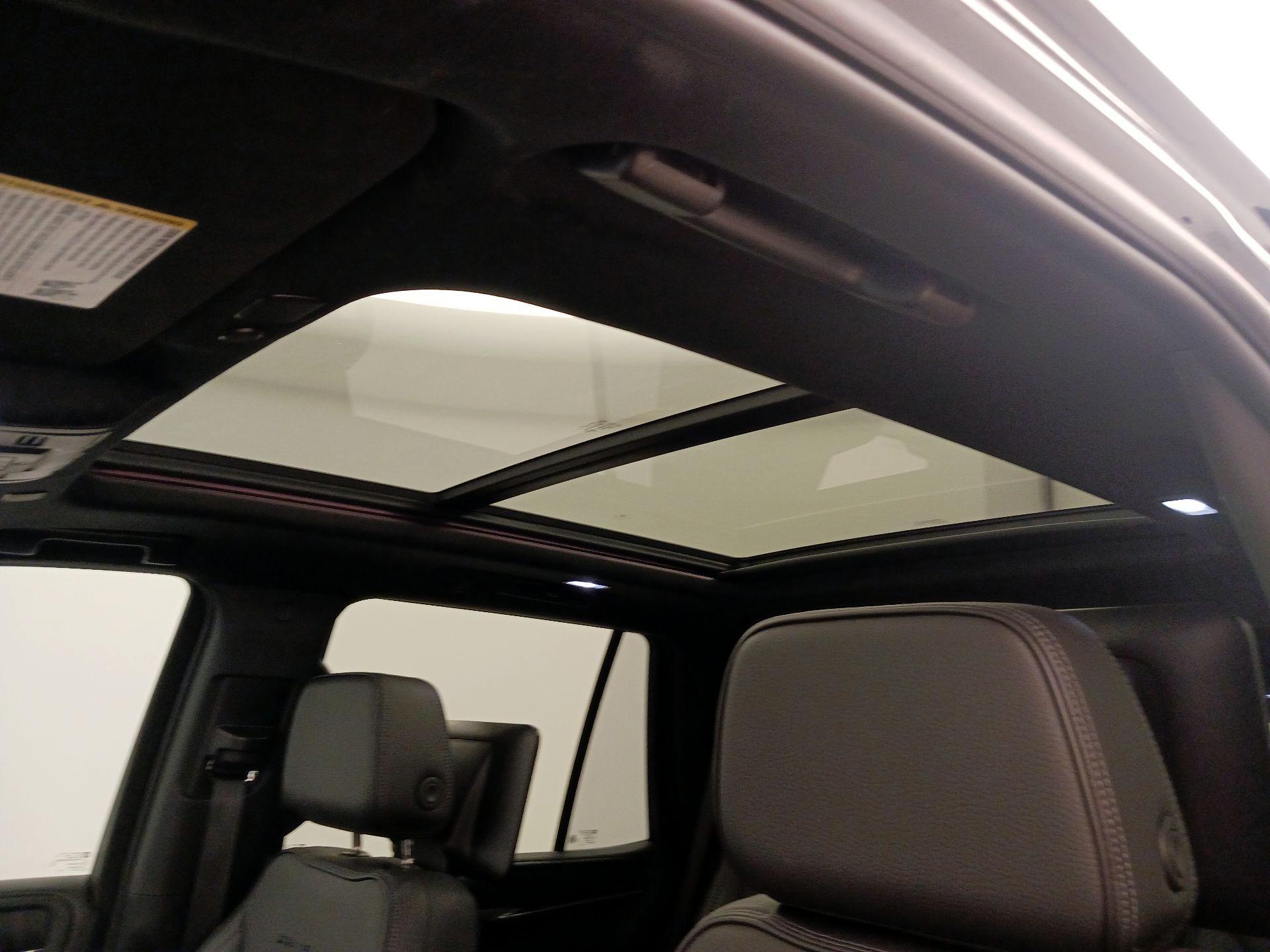 Thumbnail: 2023 GMC Yukon - 19
