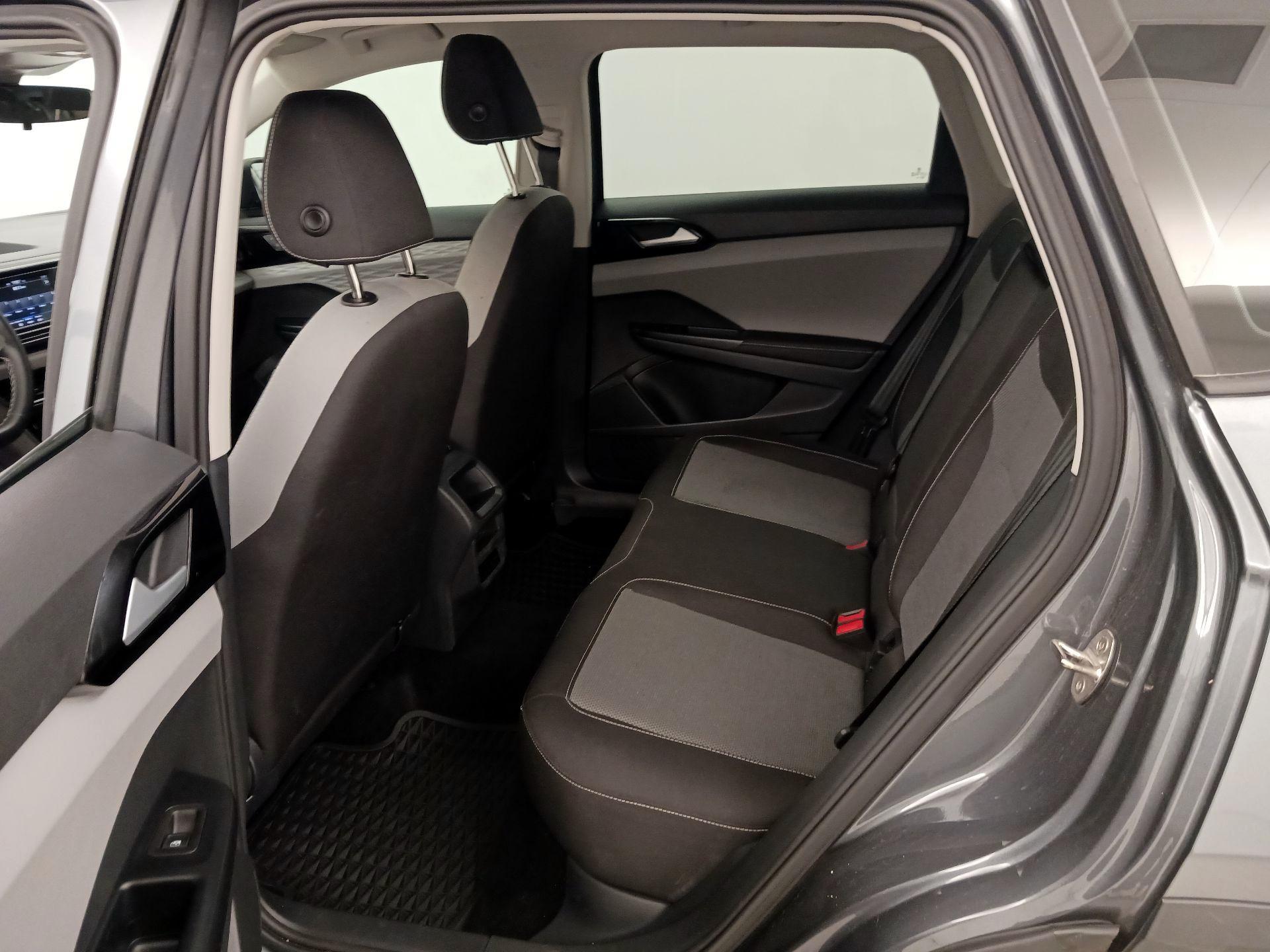 Thumbnail: 2024 Volkswagen Taos - 19