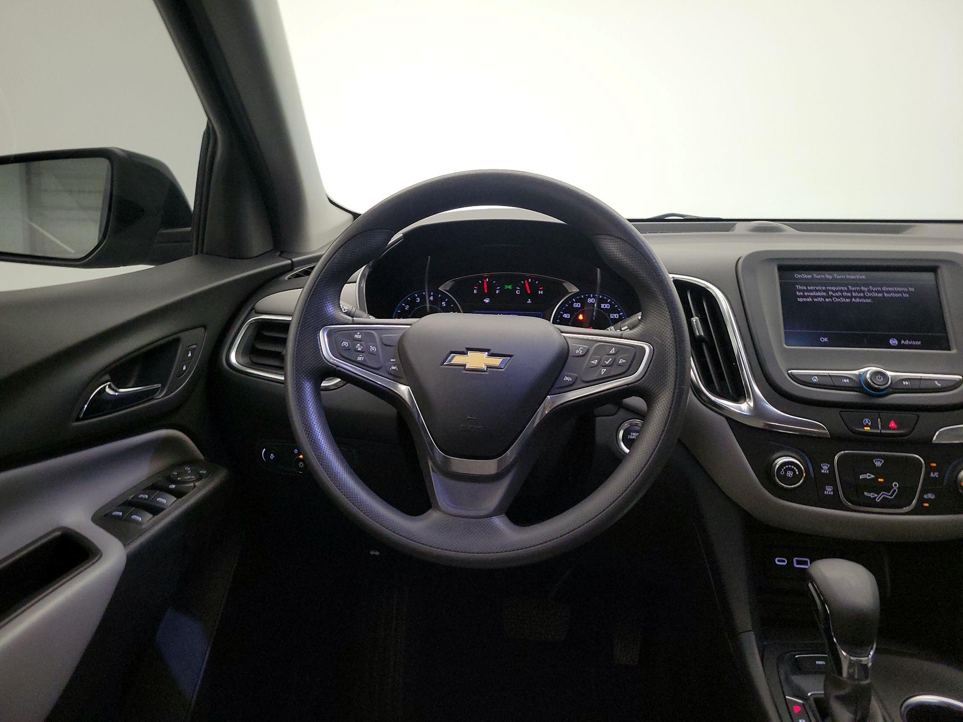 Thumbnail: 2022 Chevrolet Equinox - 10