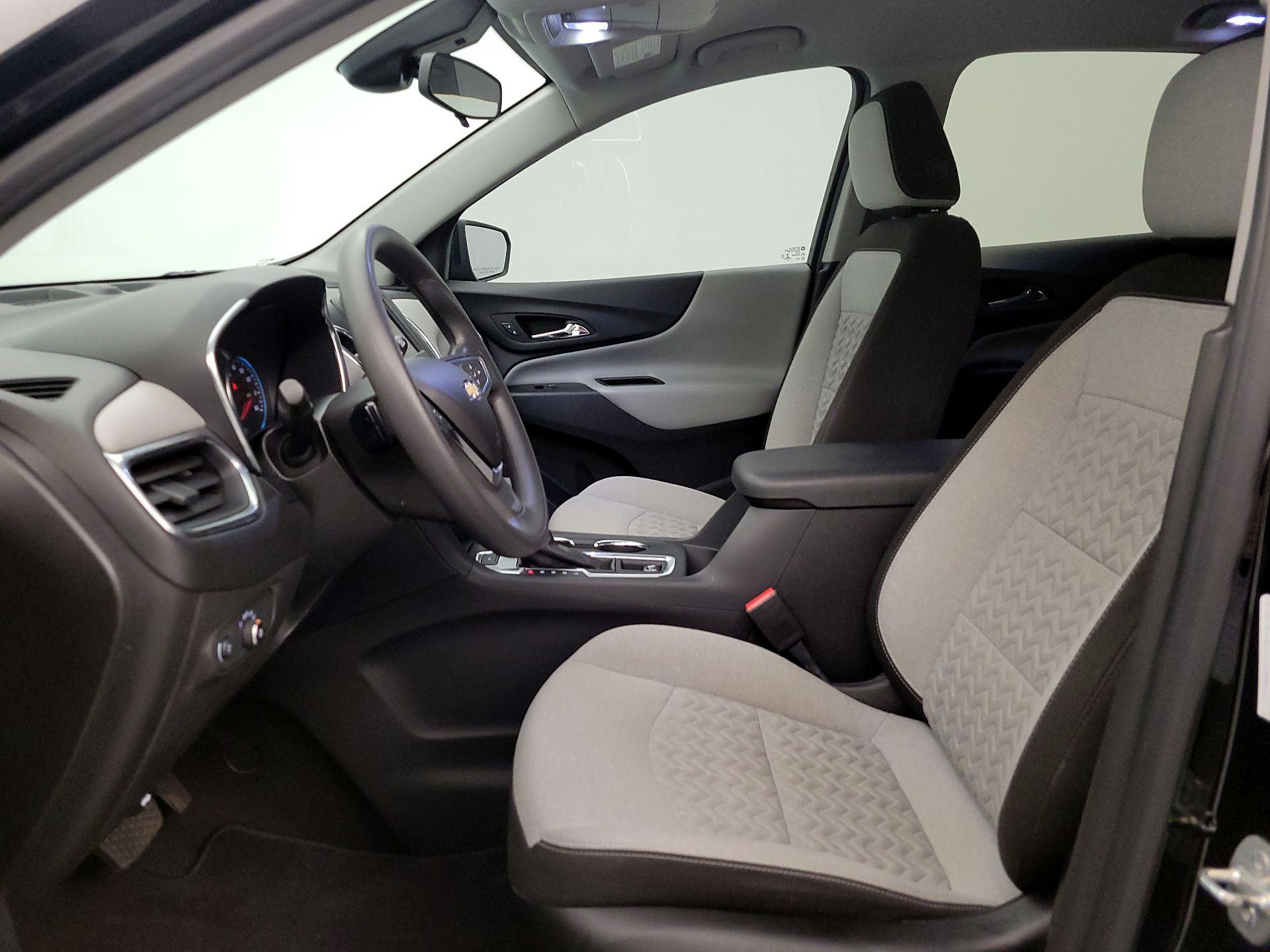 Thumbnail: 2022 Chevrolet Equinox - 11