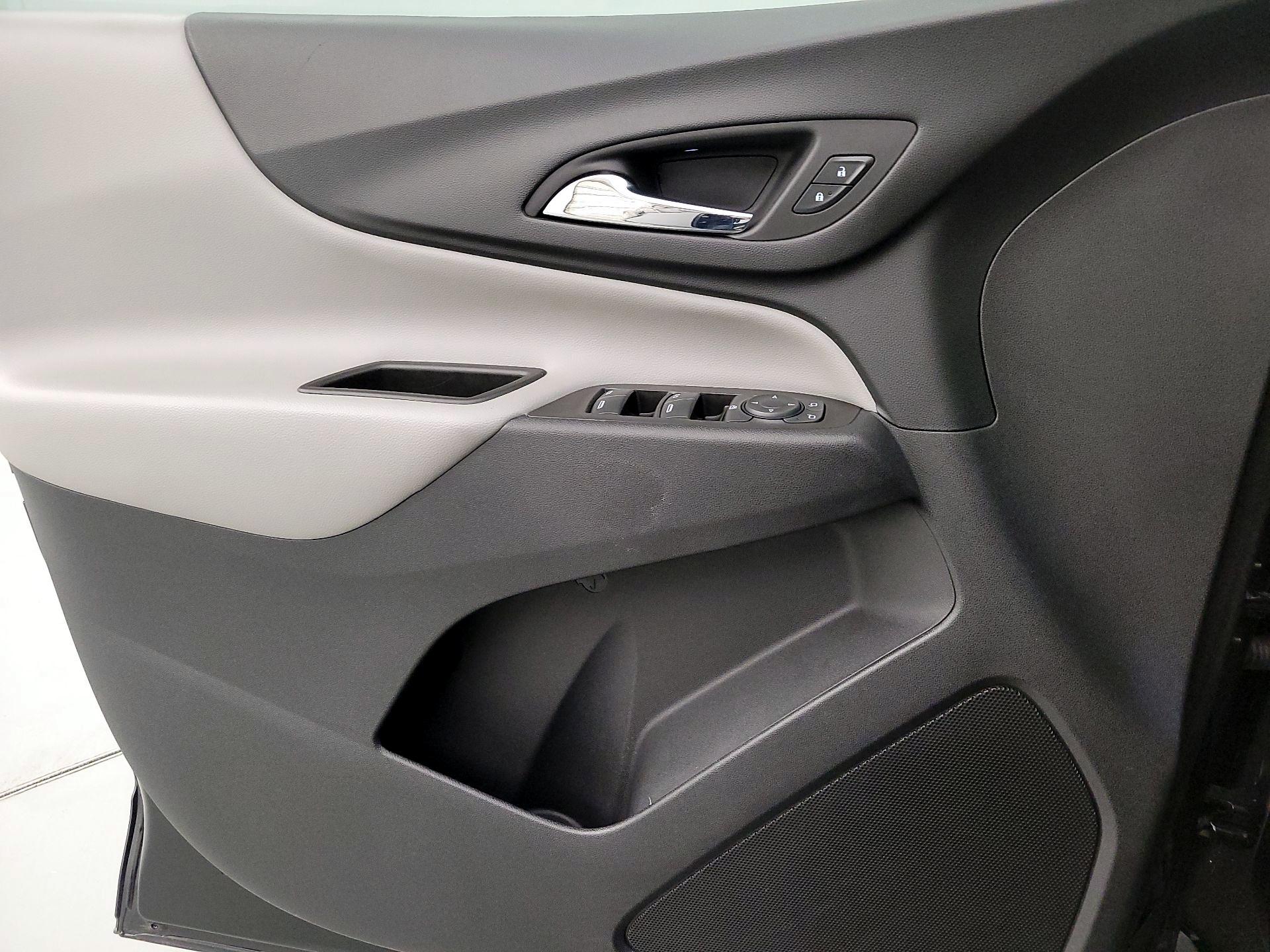 Thumbnail: 2022 Chevrolet Equinox - 12