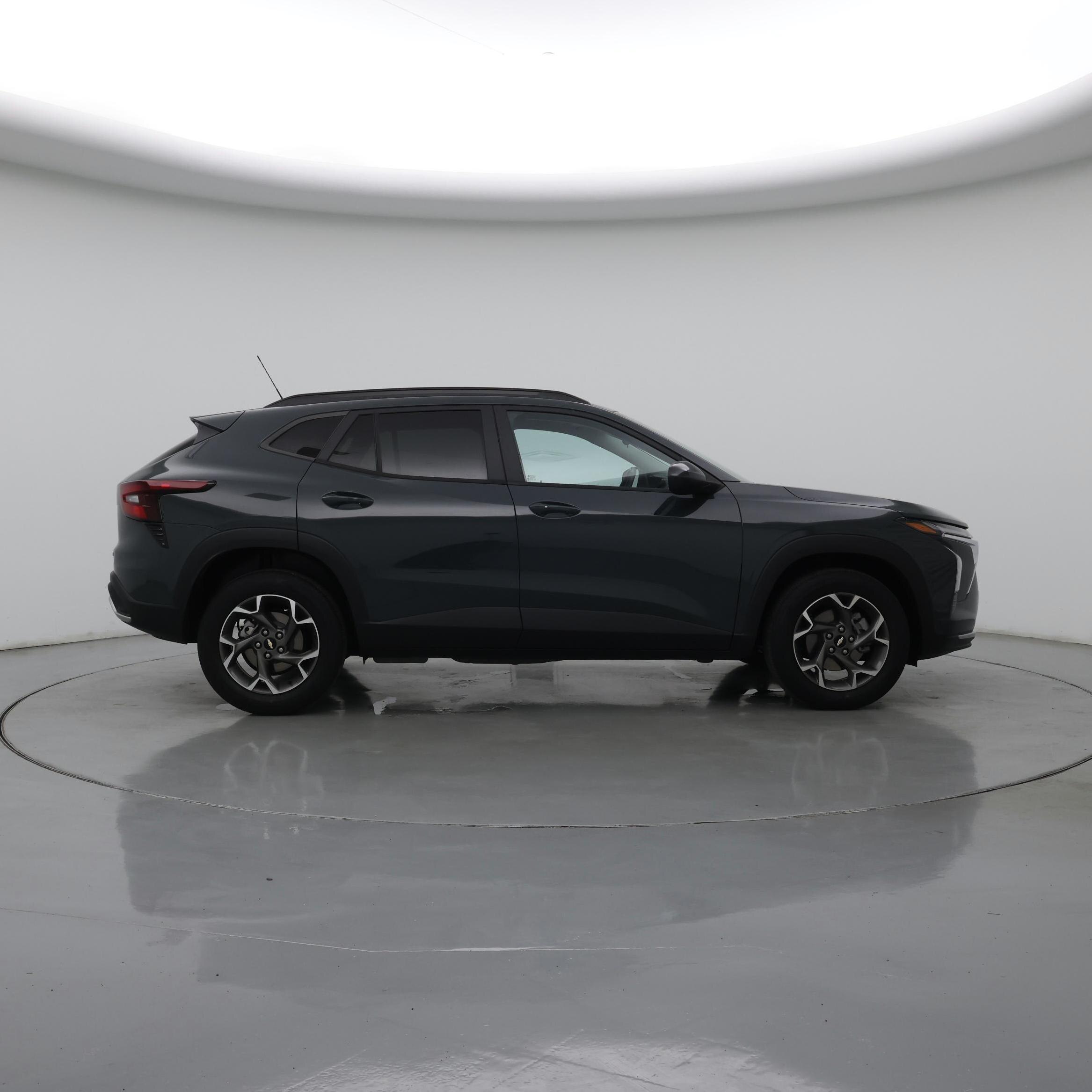 Thumbnail: 2025 Chevrolet Trax - 7