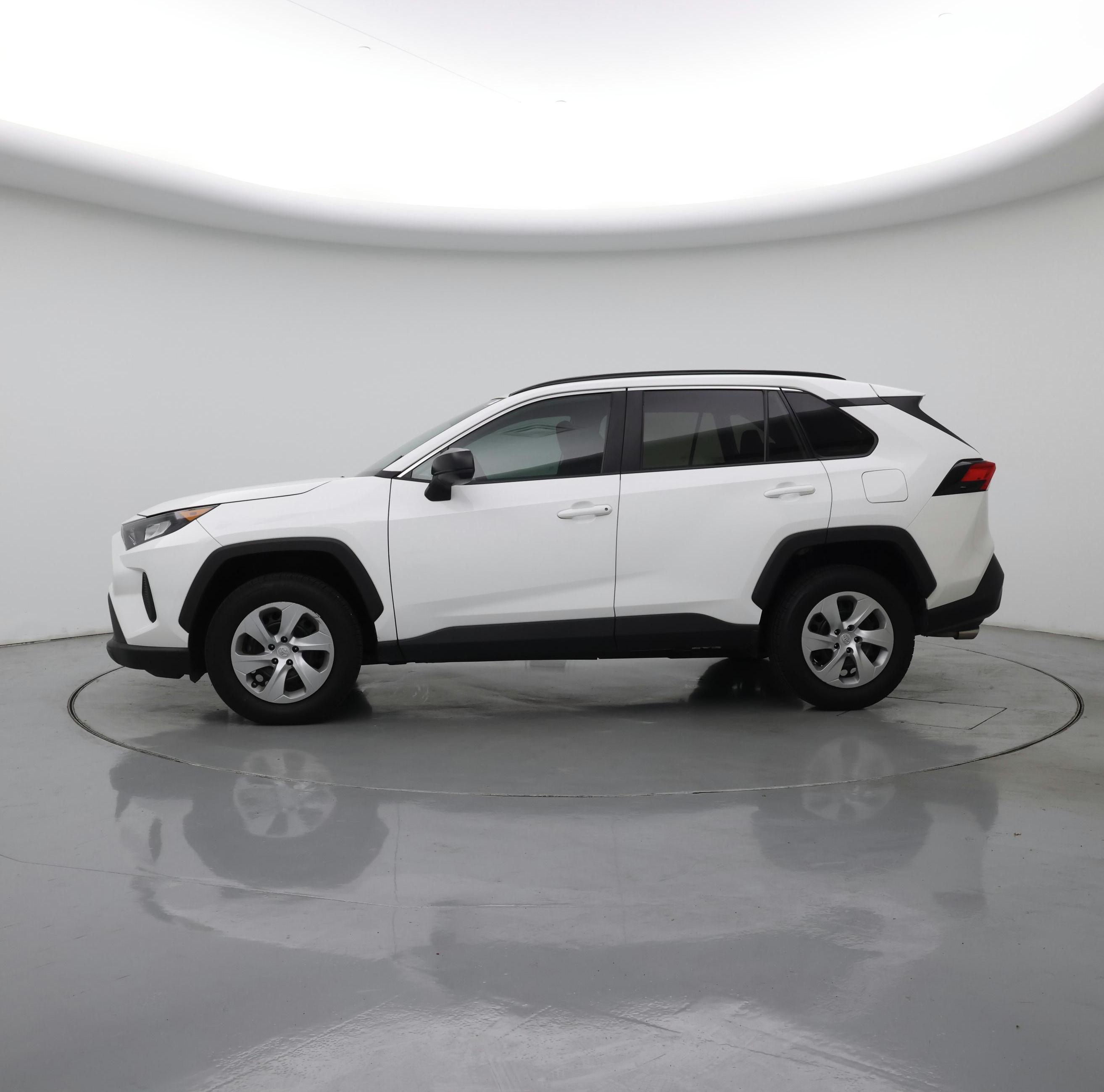 Thumbnail: 2020 Toyota RAV4 - 3