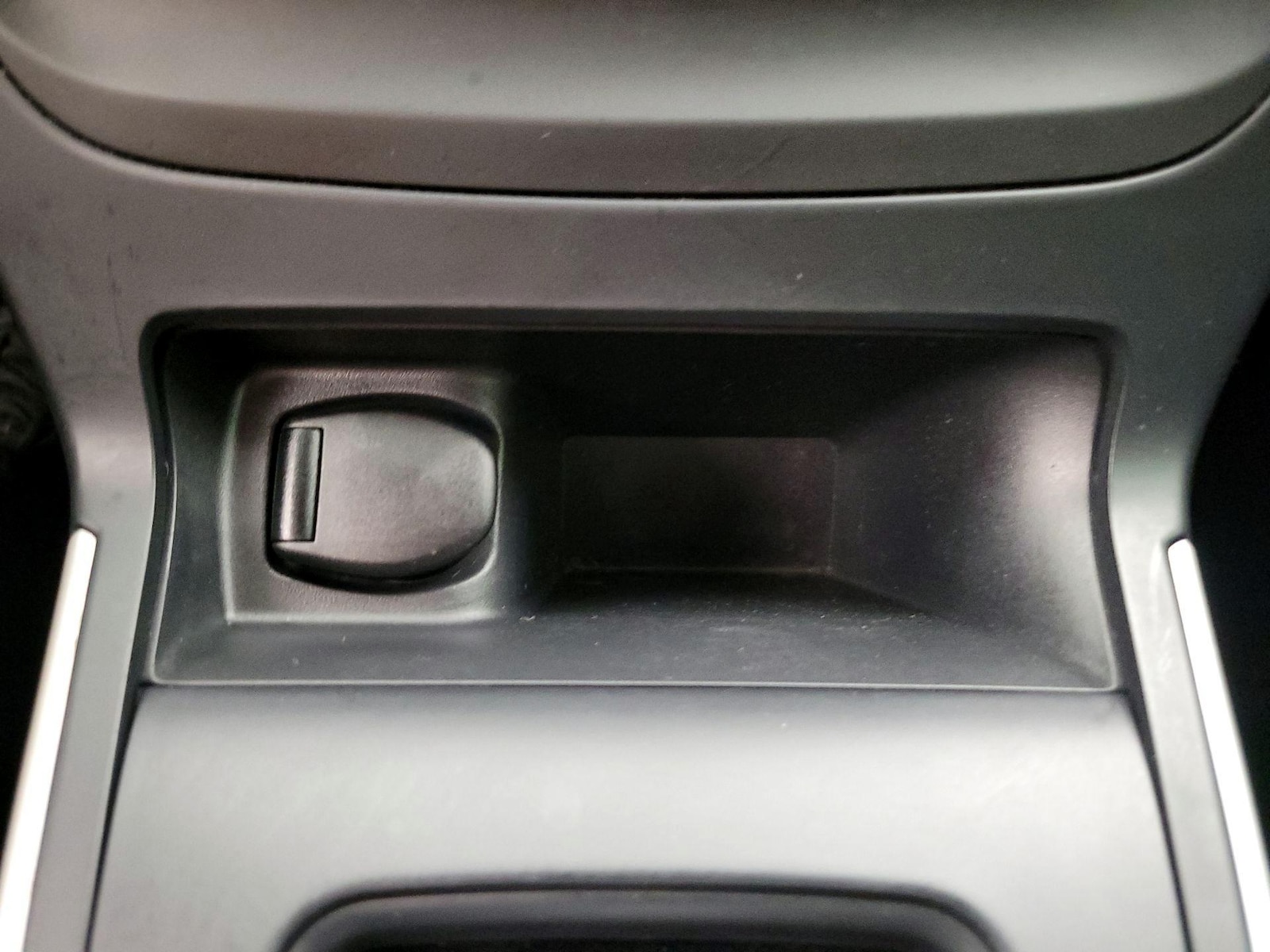 2018 Nissan Sentra S - Photo 19