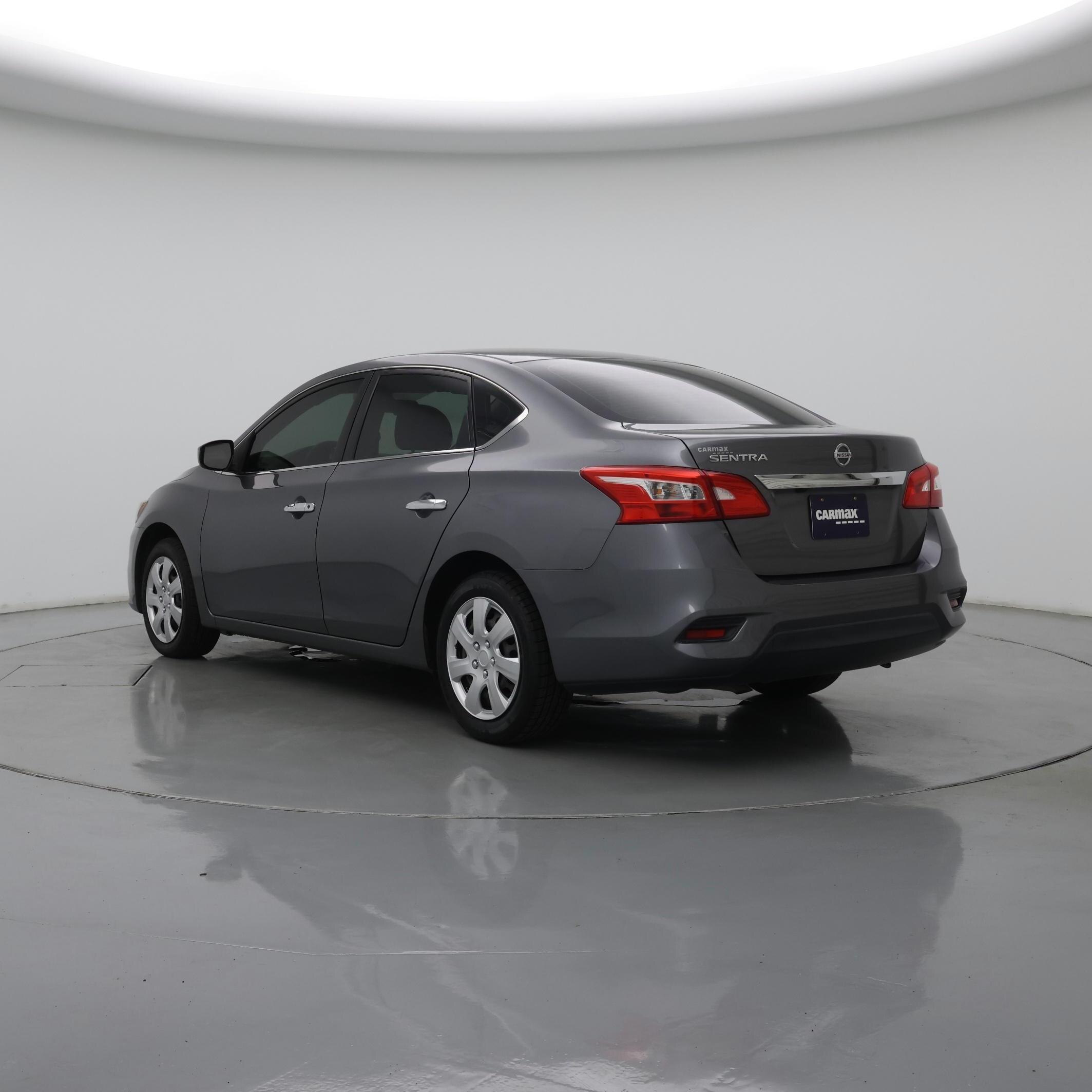 Thumbnail: 2018 Nissan Sentra - 2
