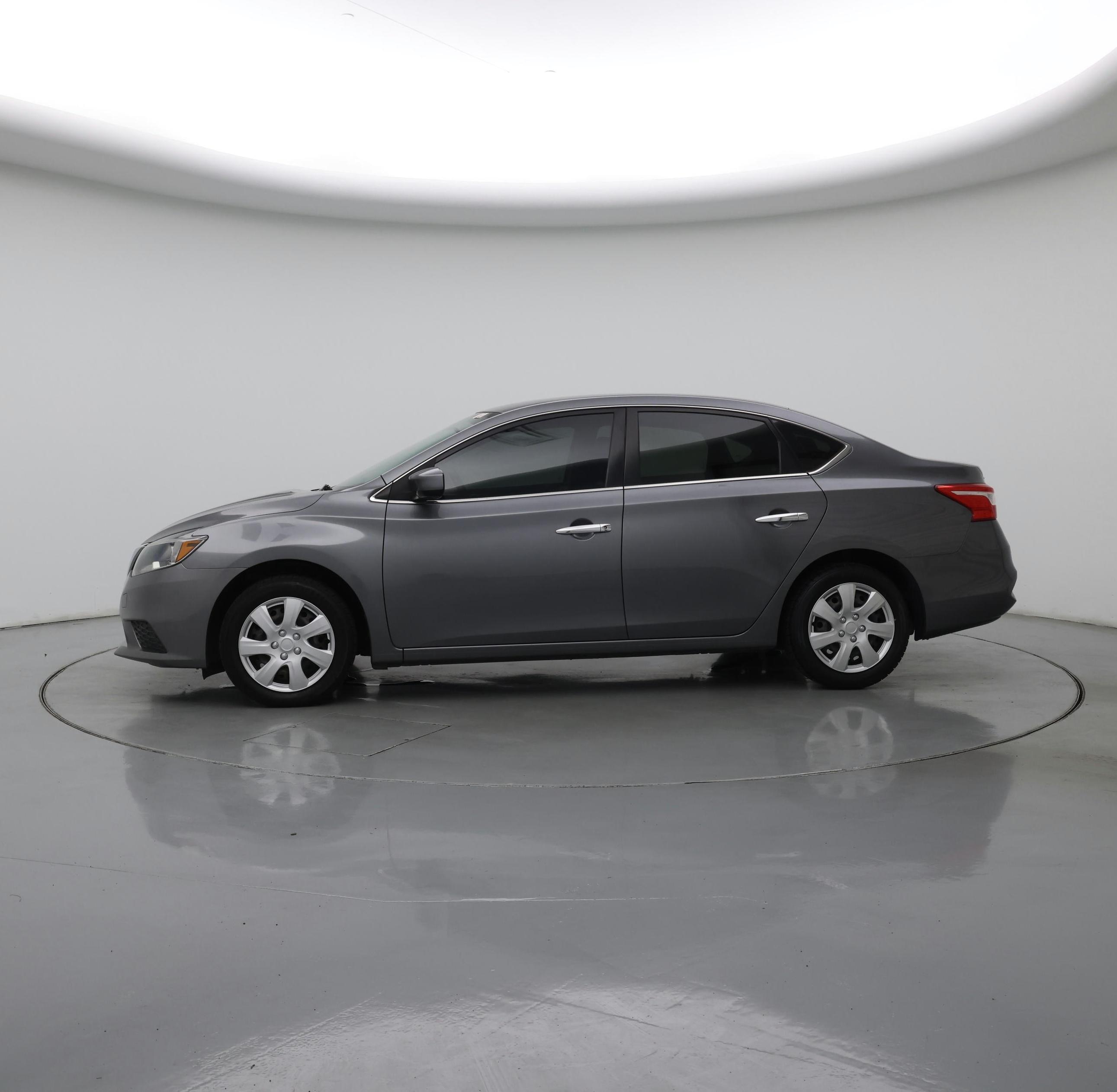 Thumbnail: 2018 Nissan Sentra - 3