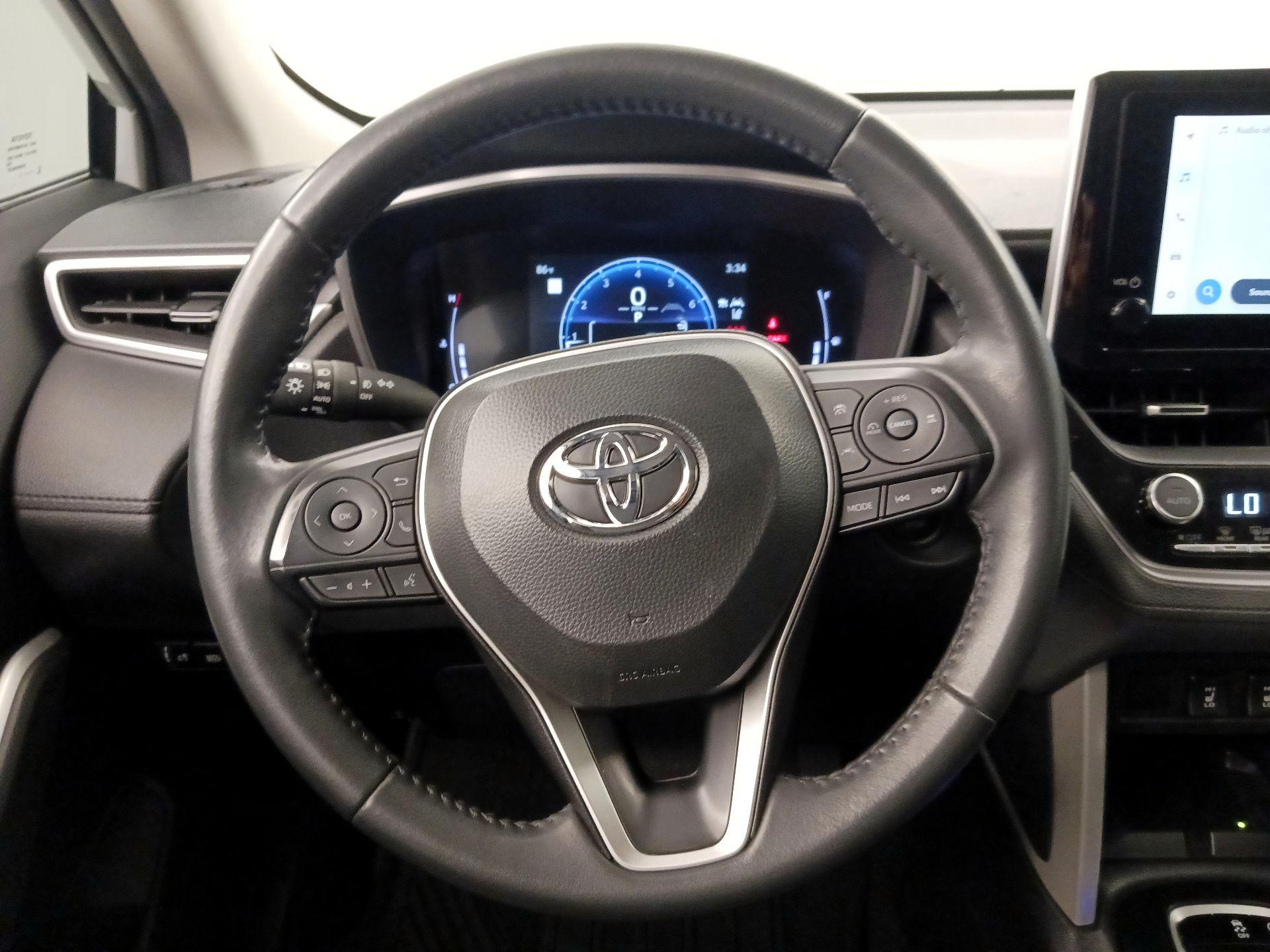 Thumbnail: 2025 Toyota Corolla Cross - 10