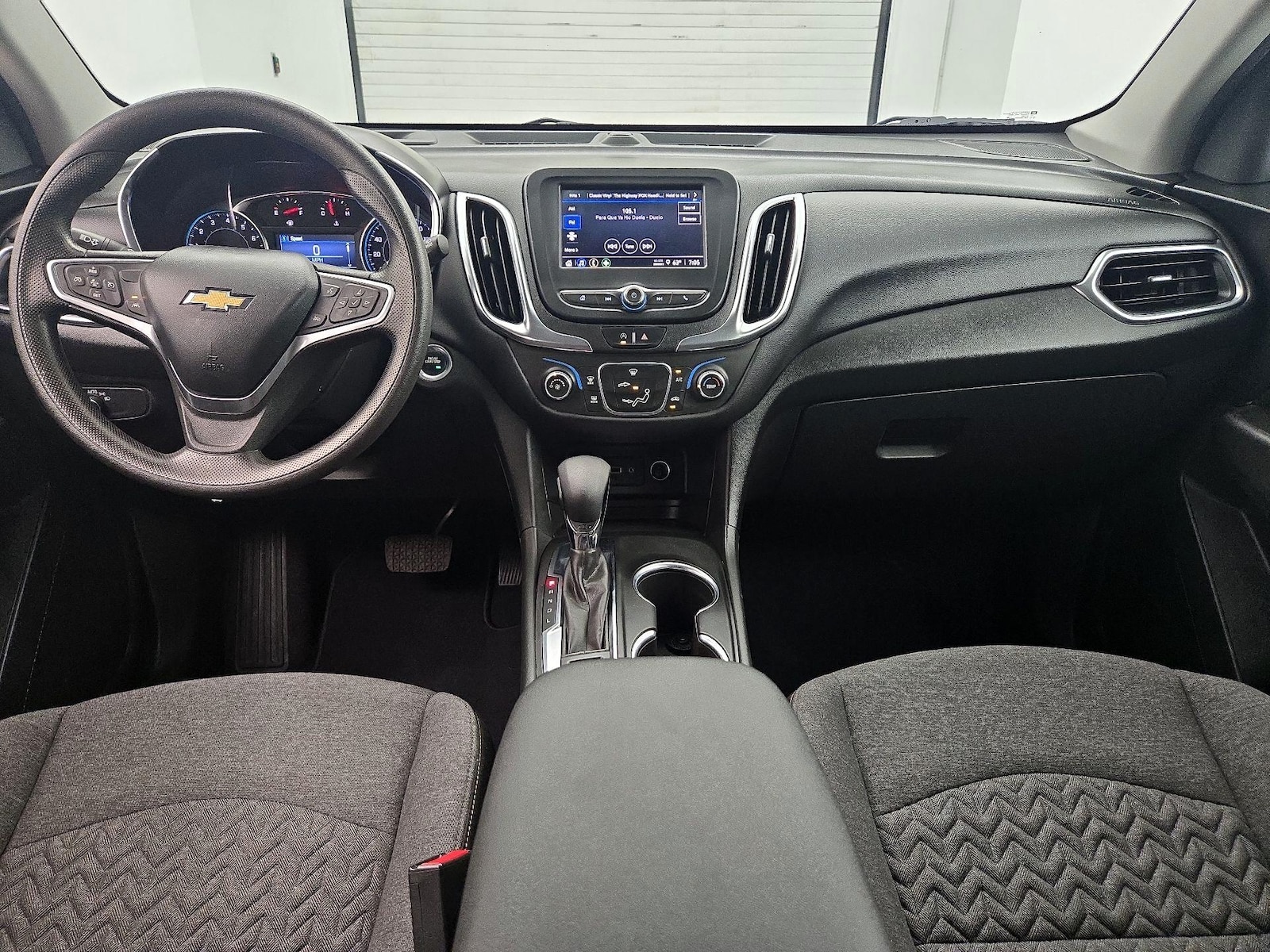 2022 Chevrolet Equinox LT - Photo 10