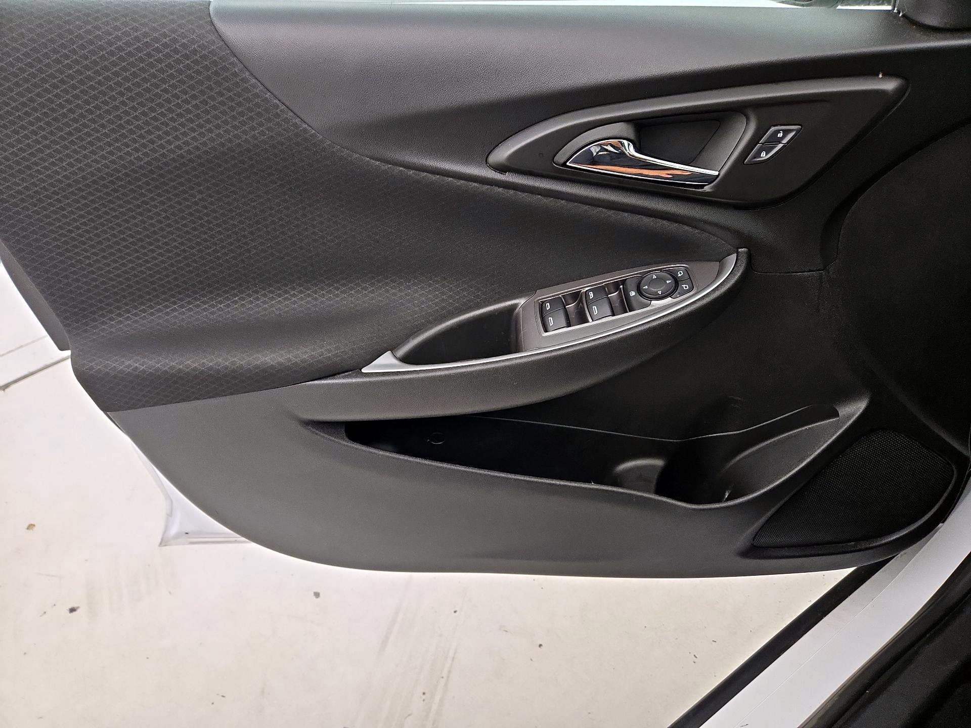 Thumbnail: 2024 Chevrolet Malibu - 12
