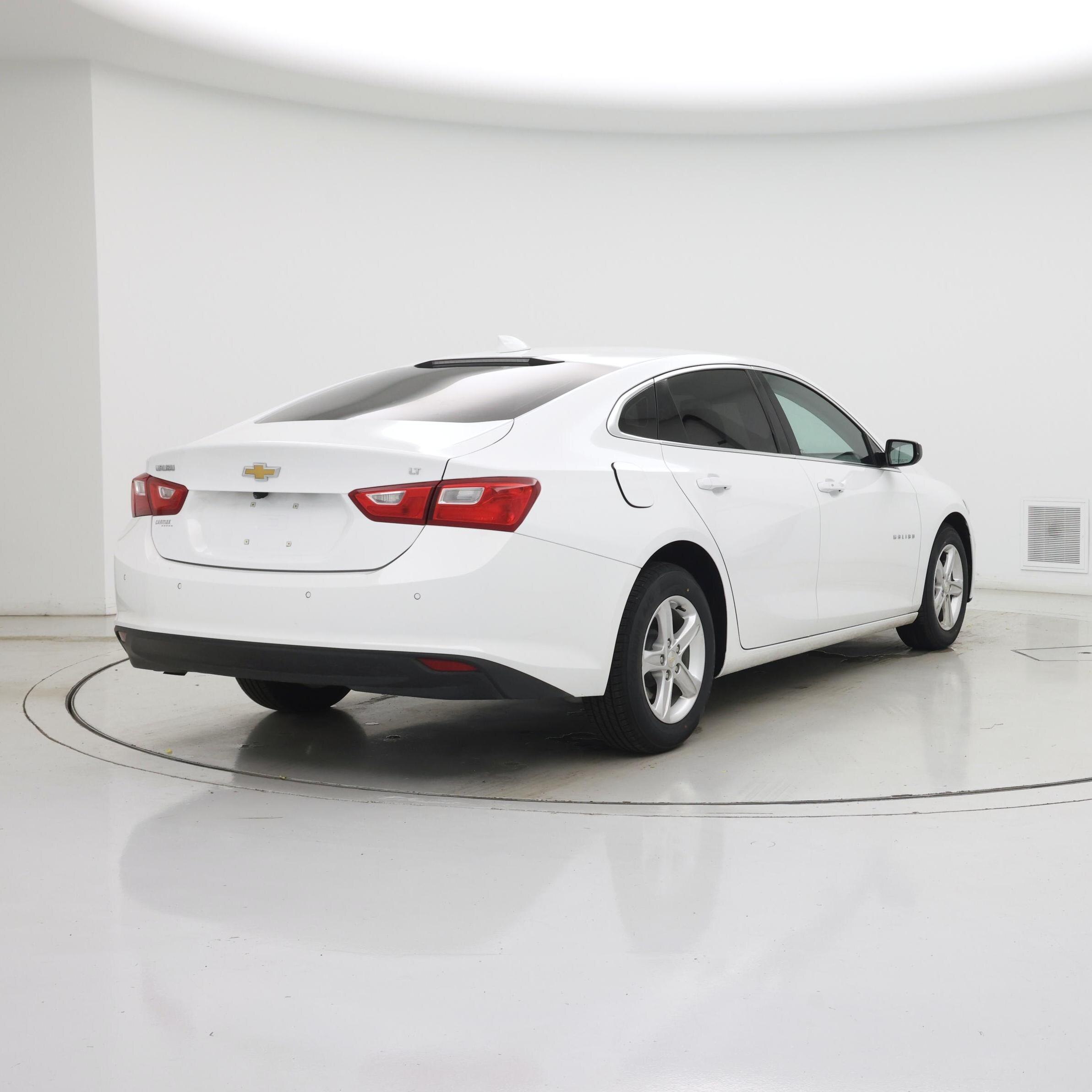 Thumbnail: 2024 Chevrolet Malibu - 8