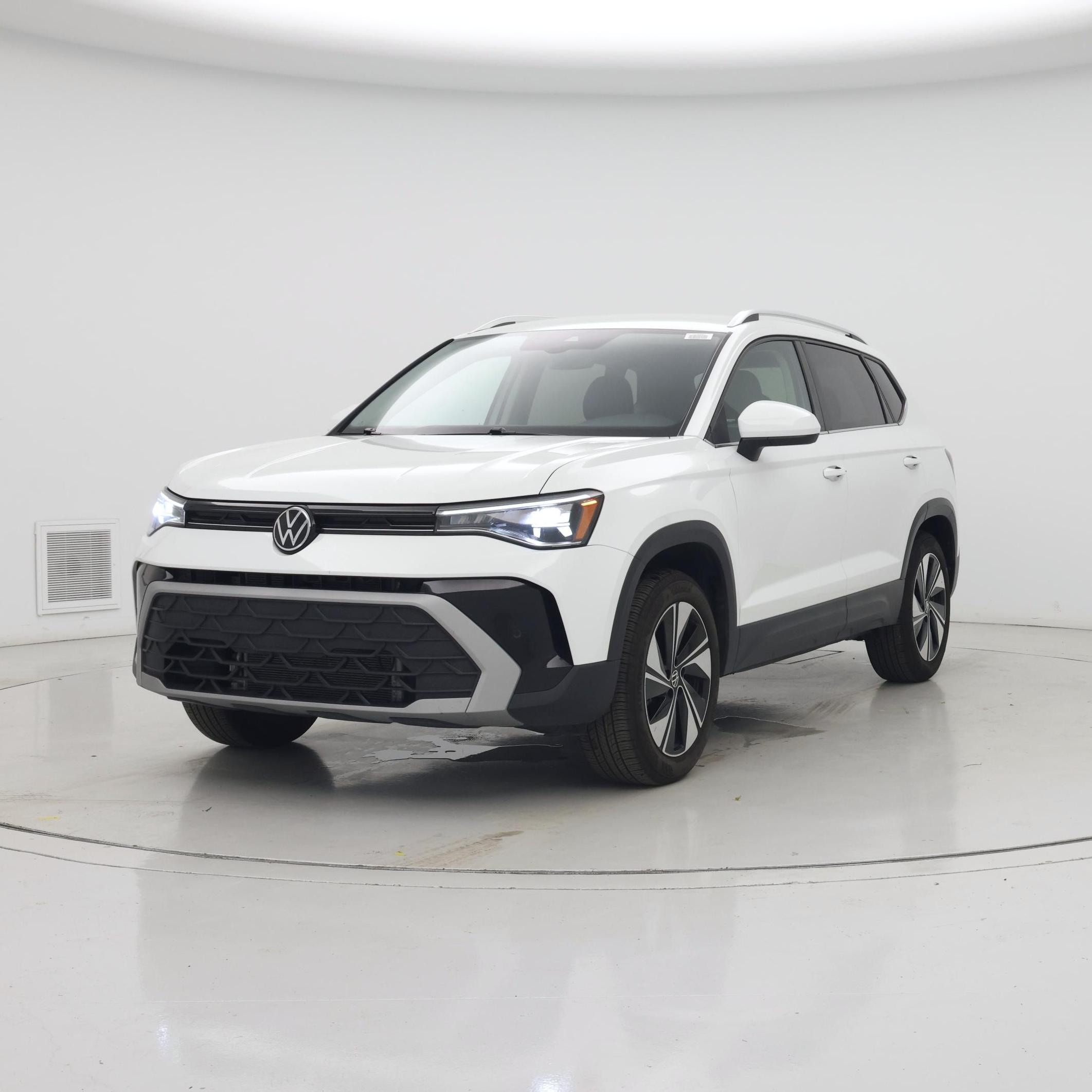 Thumbnail: 2025 Volkswagen Taos - 4