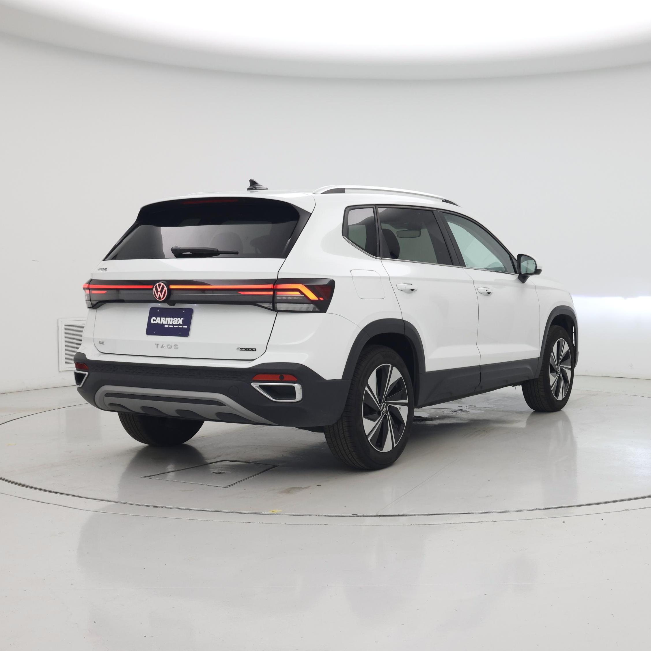 Thumbnail: 2025 Volkswagen Taos - 8