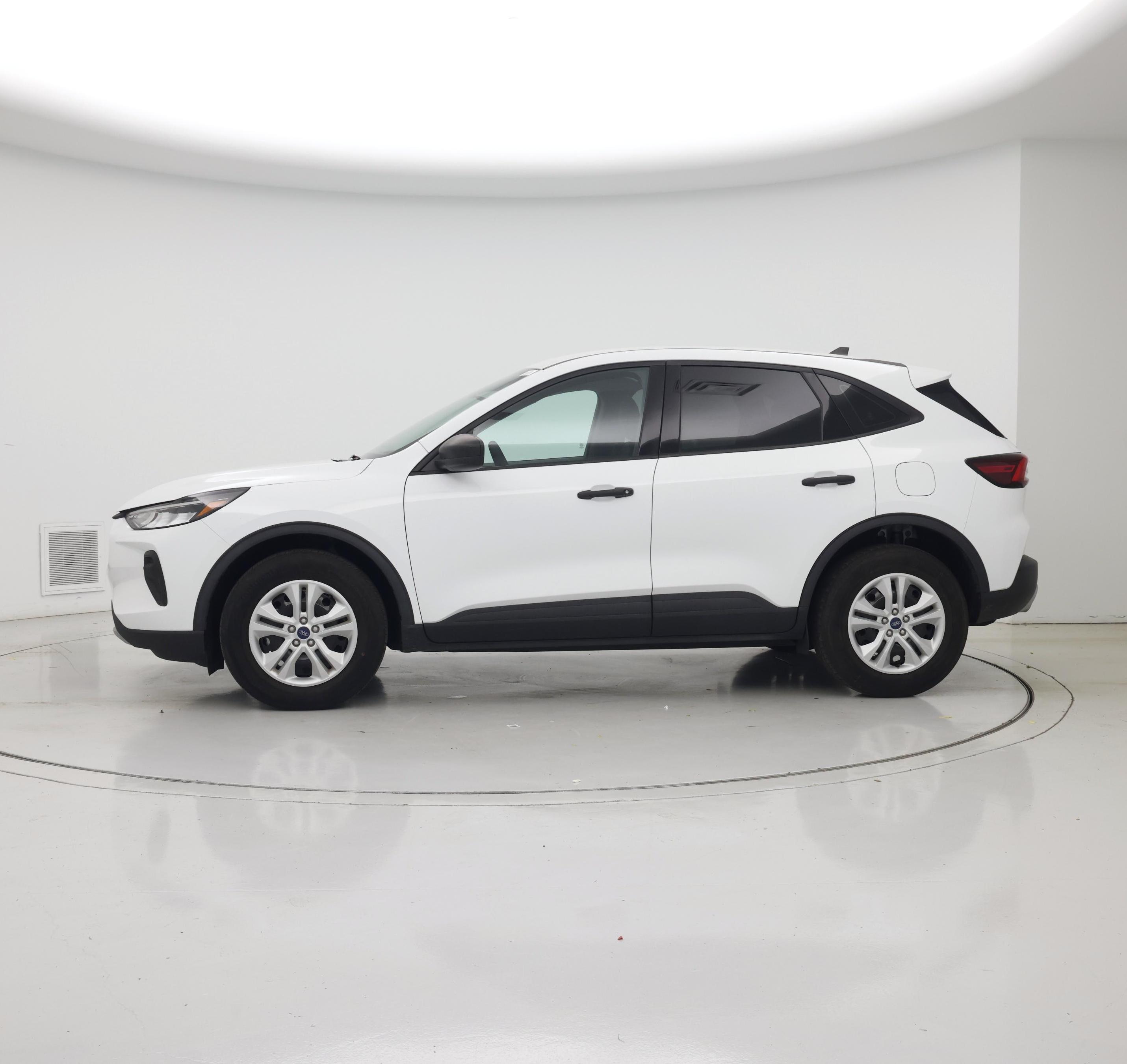 Thumbnail: 2023 Ford Escape - 3
