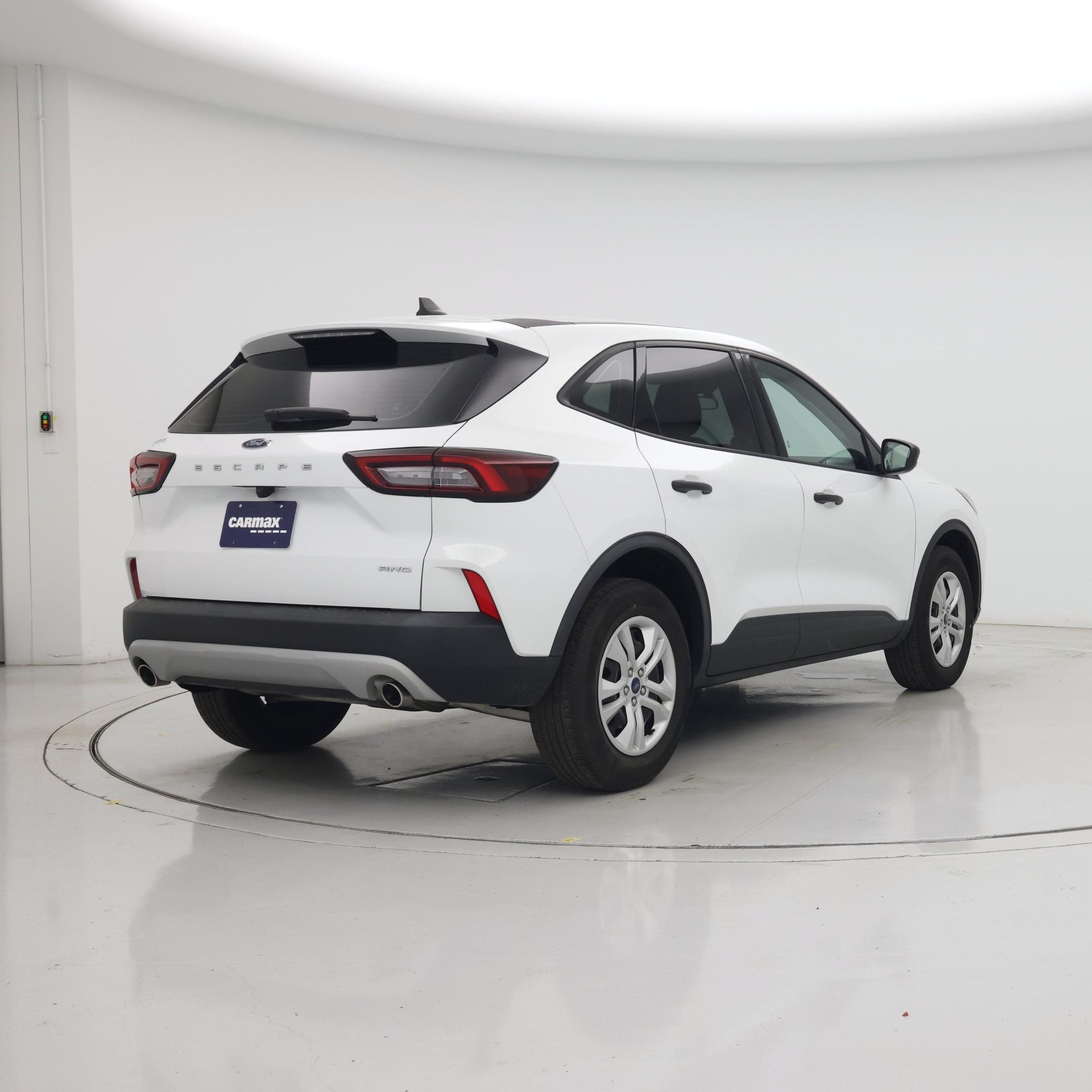 Thumbnail: 2023 Ford Escape - 8