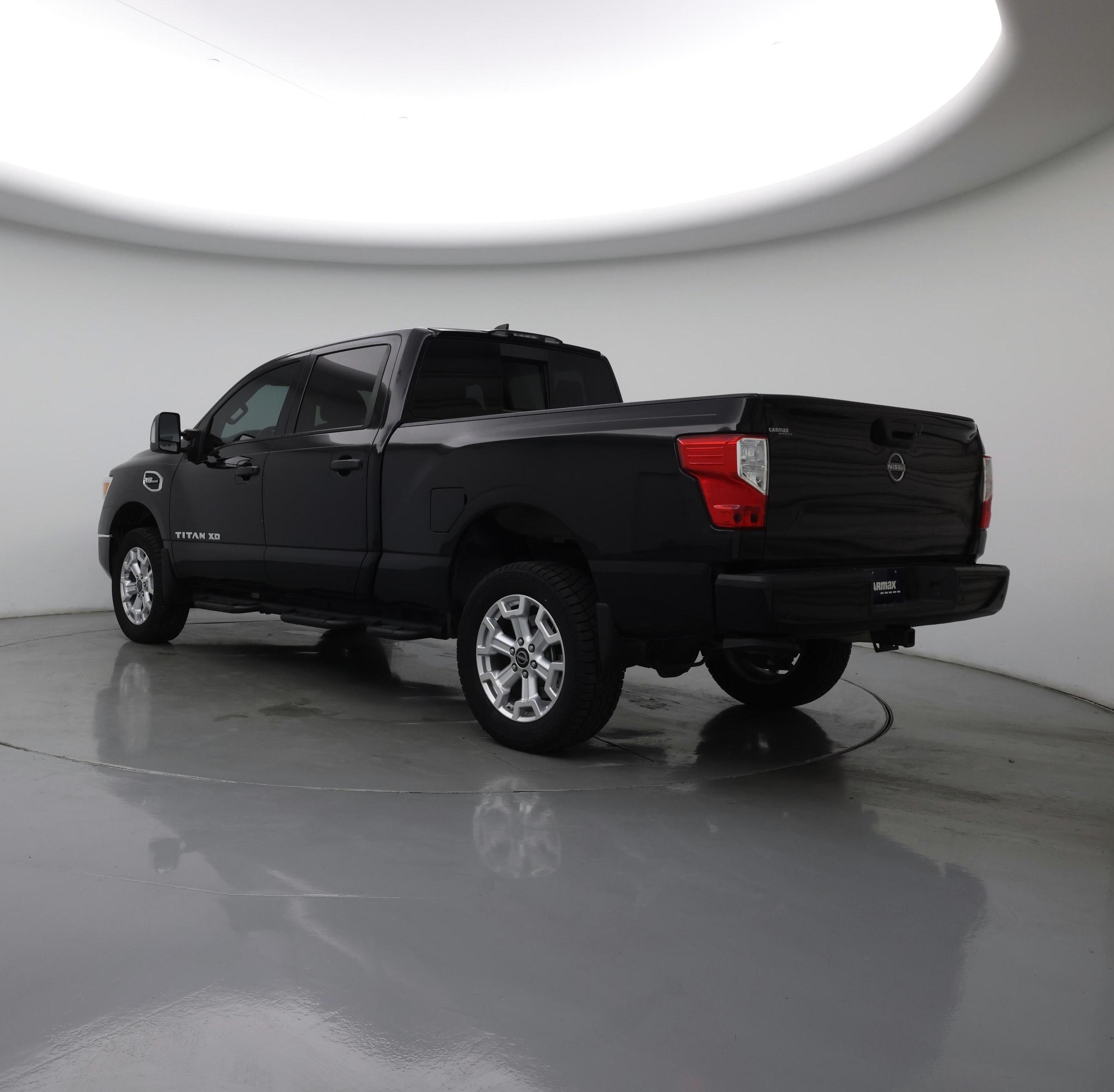 Thumbnail: 2024 Nissan Titan - 2