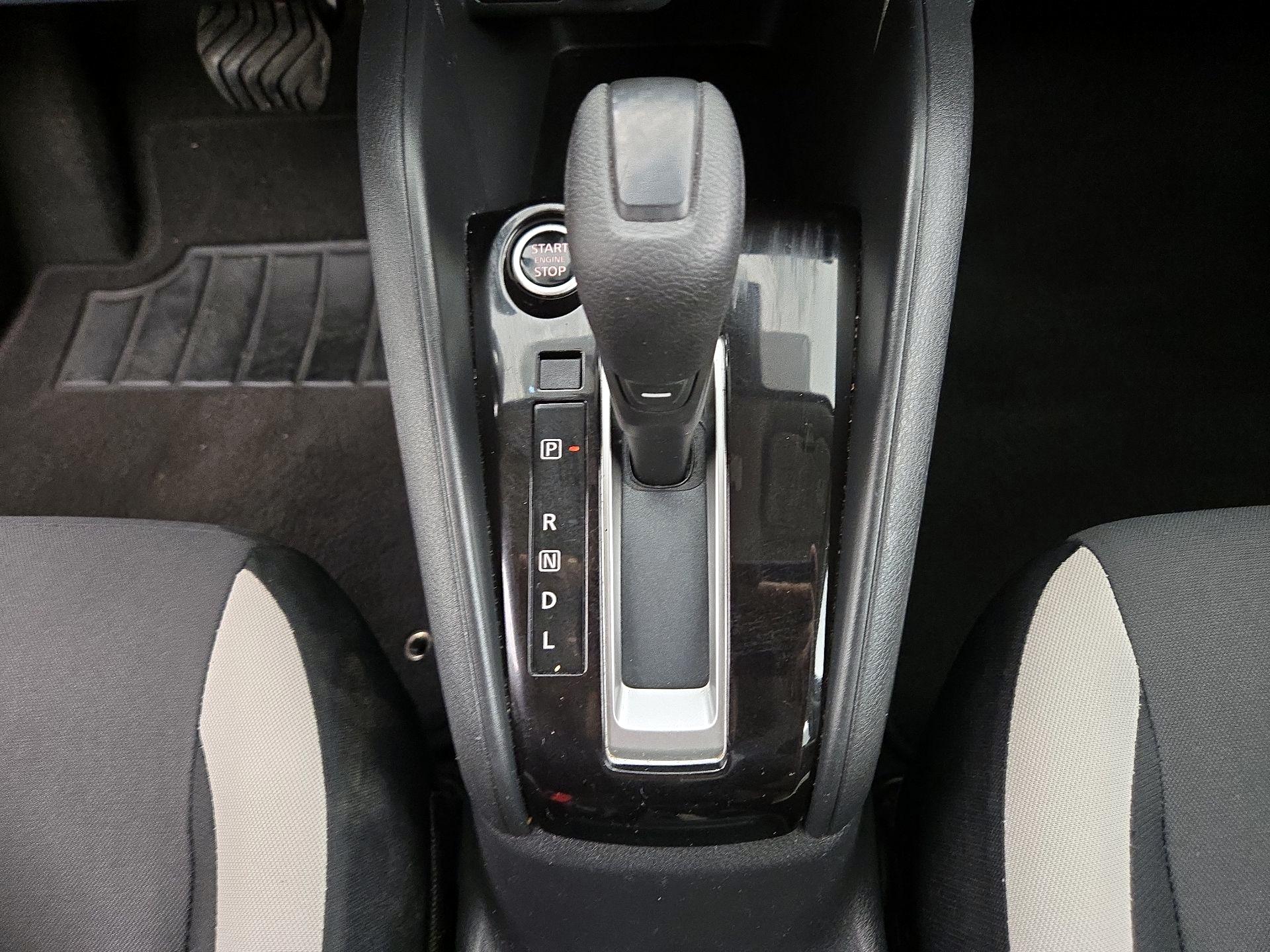 Thumbnail: 2022 Nissan Versa - 16