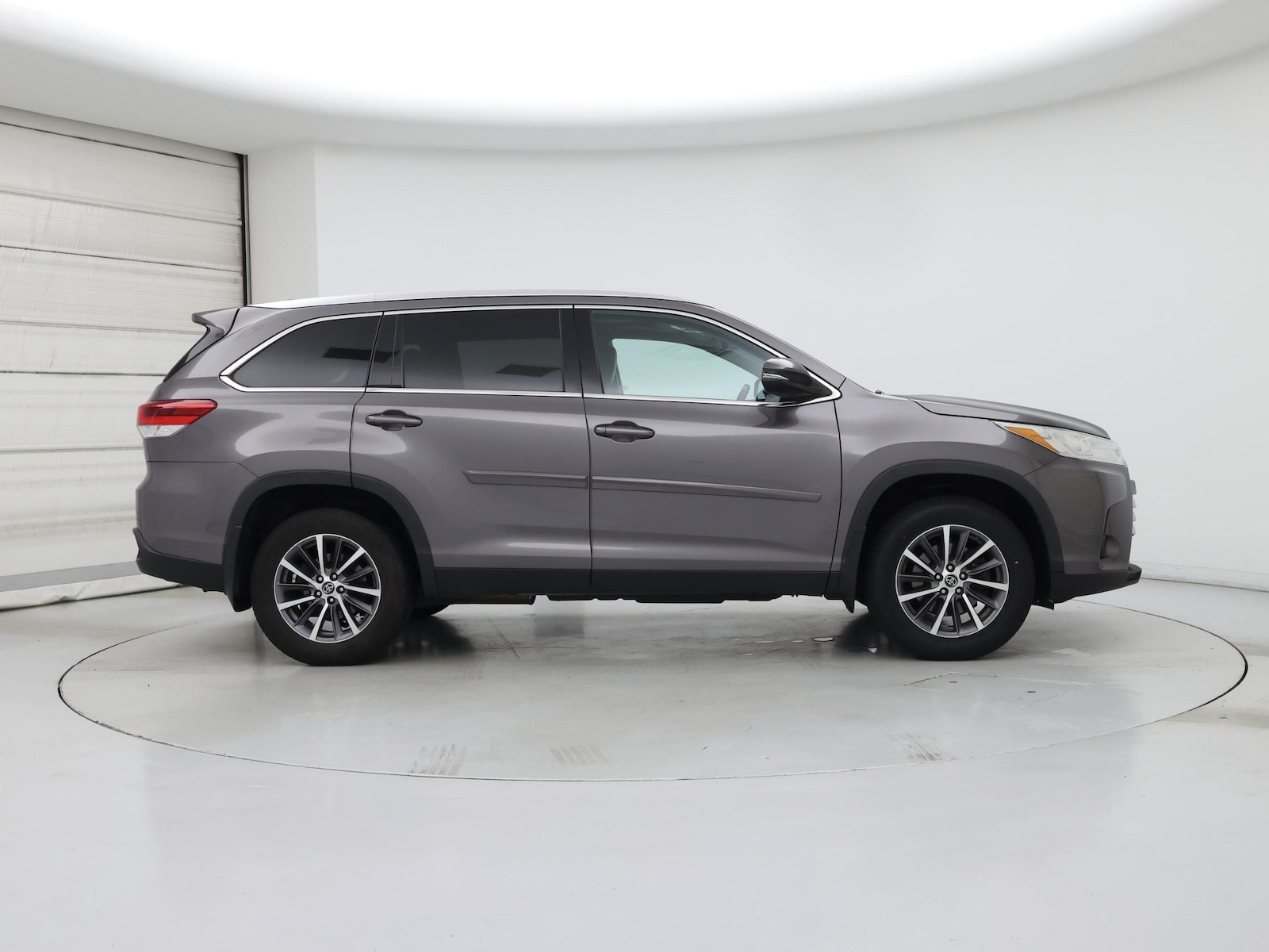 2019 Toyota Highlander XLE - Photo 8