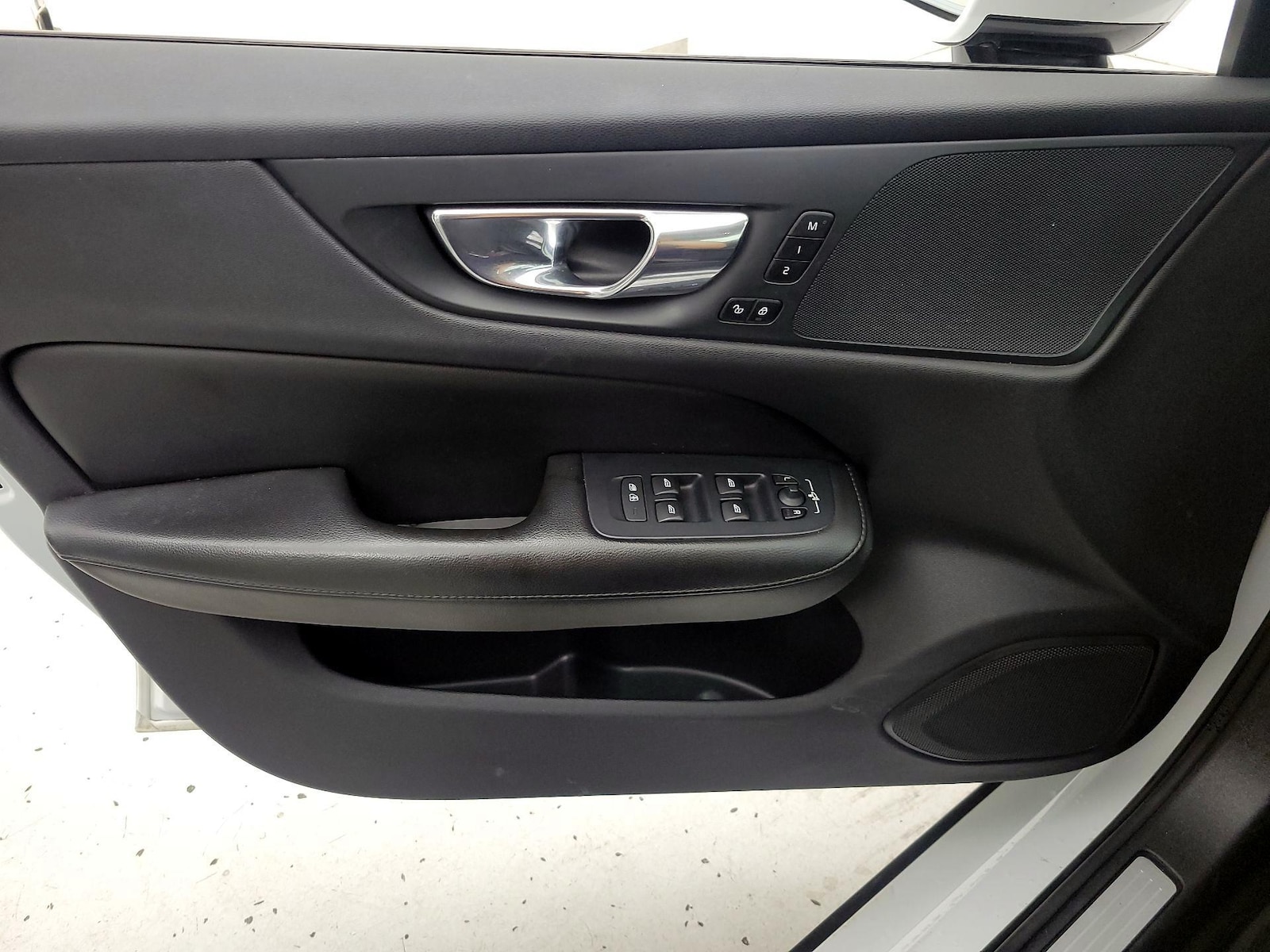 2019 Volvo S60 Momentum - Photo 13