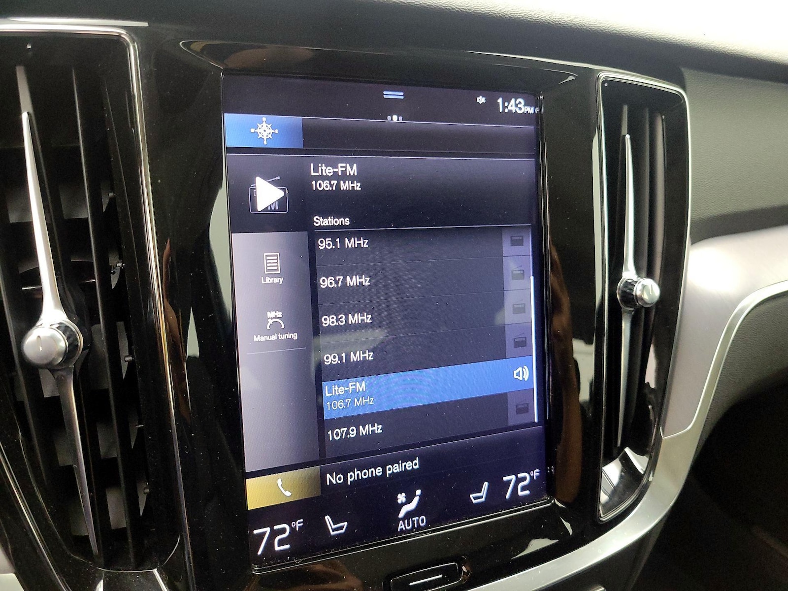 2019 Volvo S60 Momentum - Photo 17