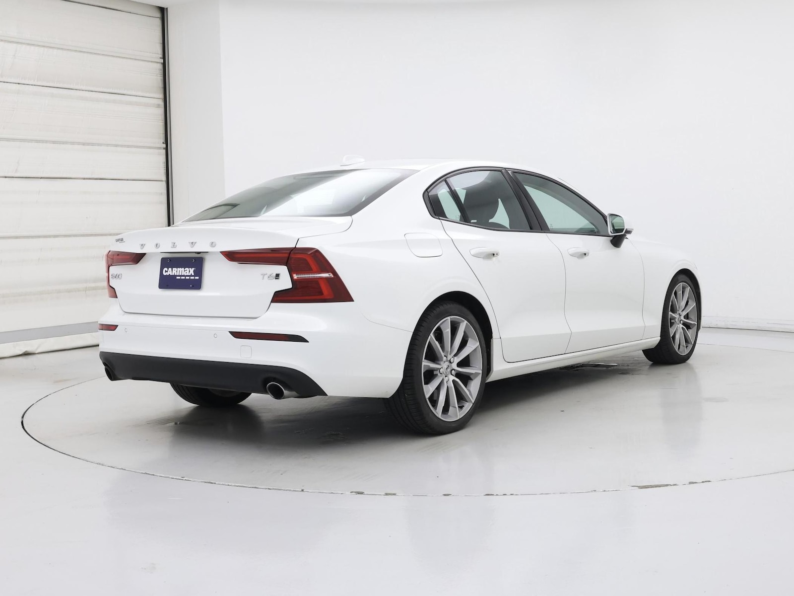 2019 Volvo S60 Momentum - Photo 9