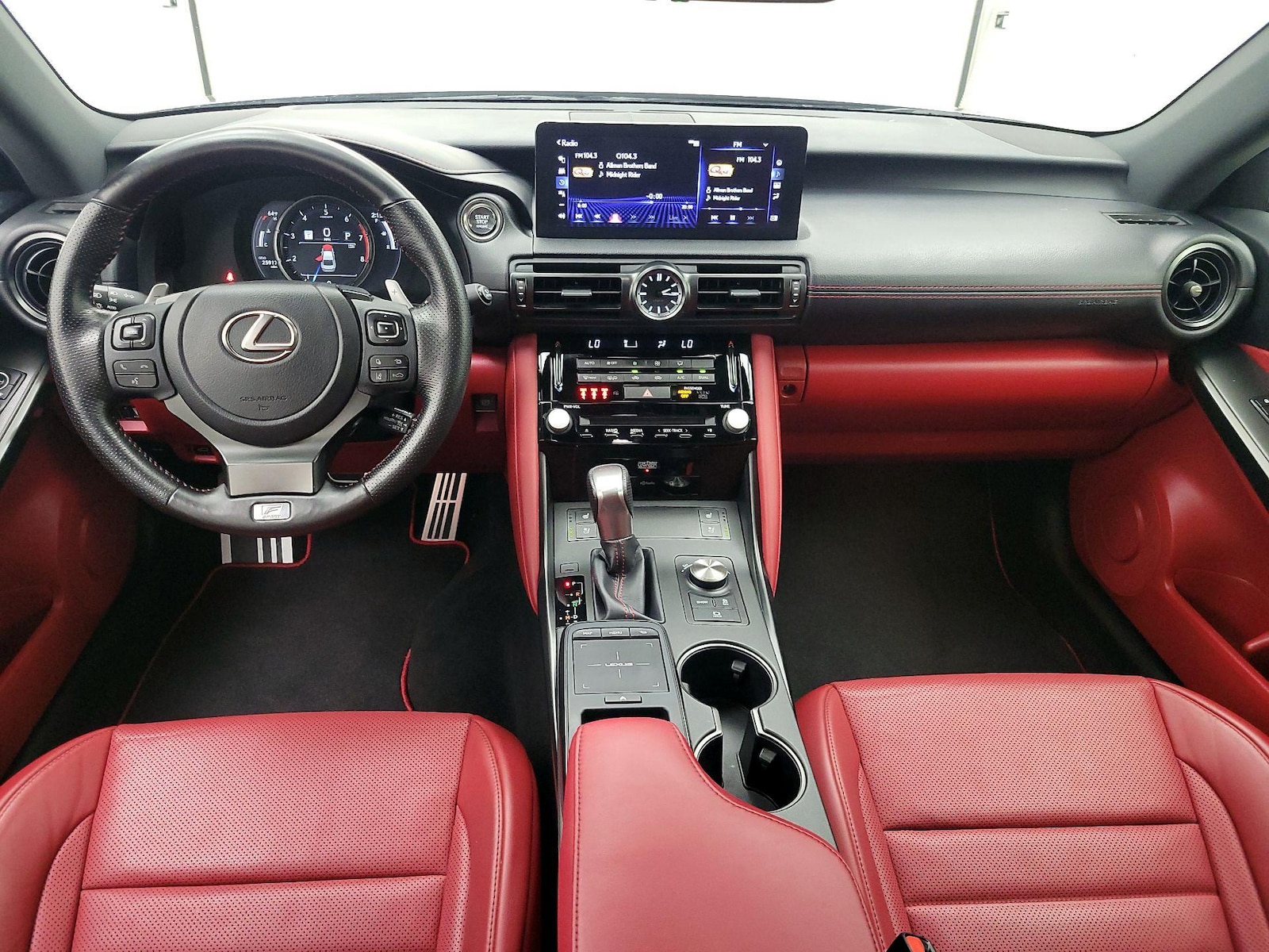 Apple CarPlay® & Android Auto™