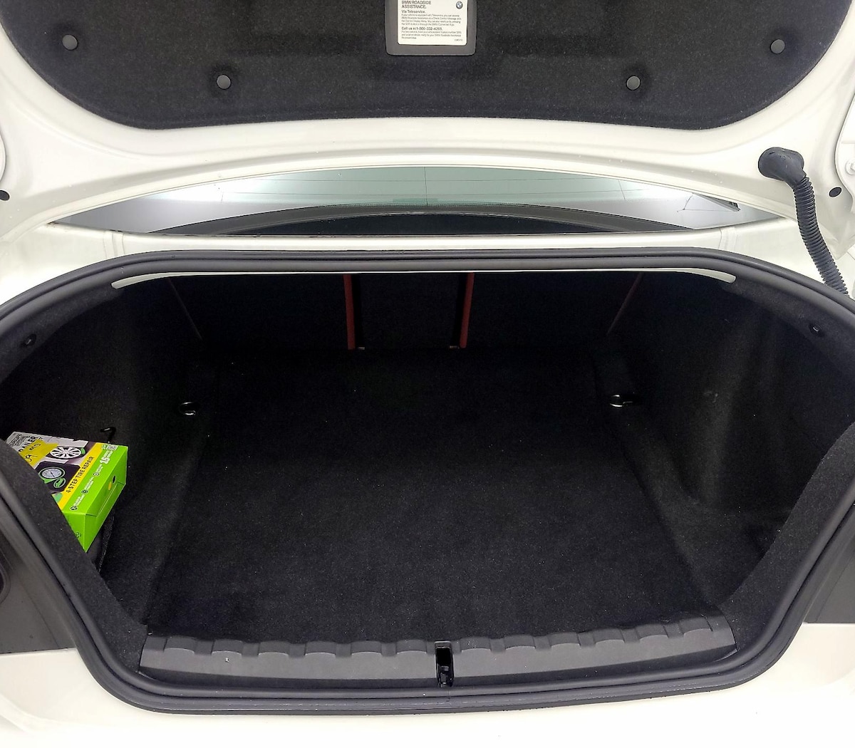 Trunk/Cargo (Seats Up)