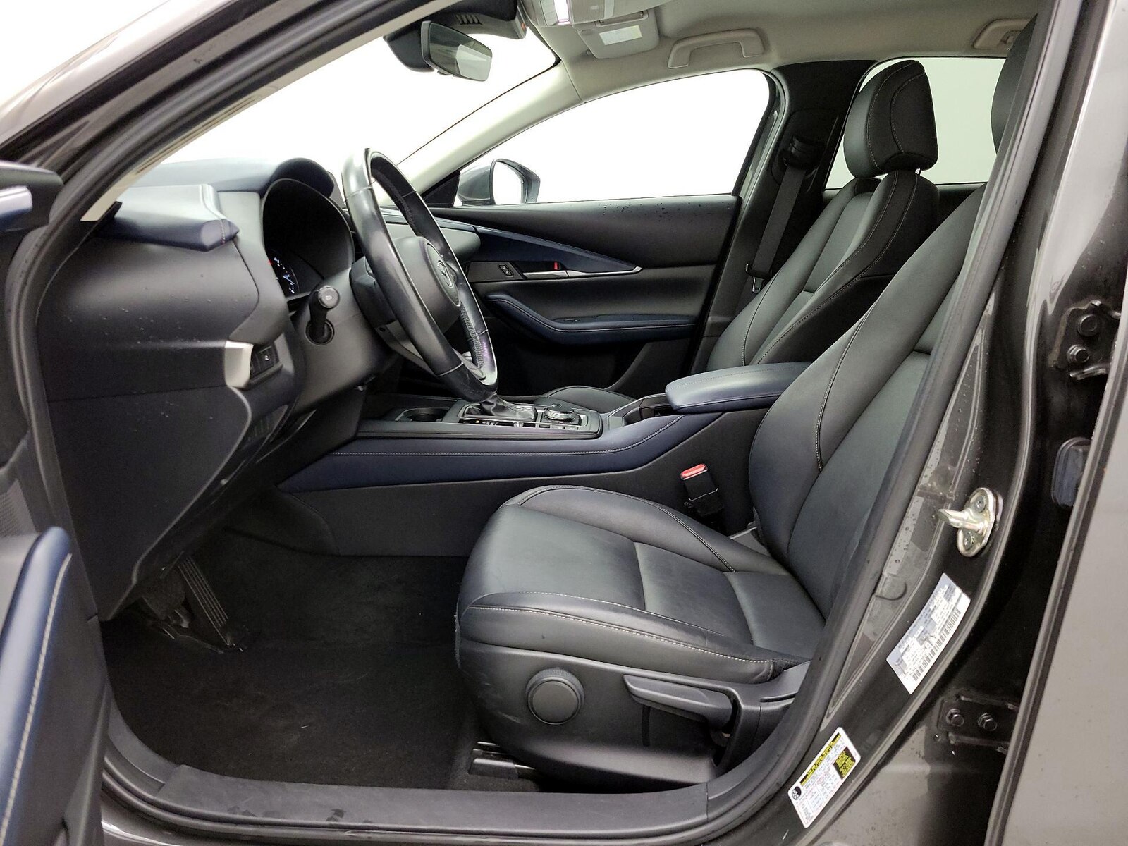 Side Airbags & Leatherette Seats