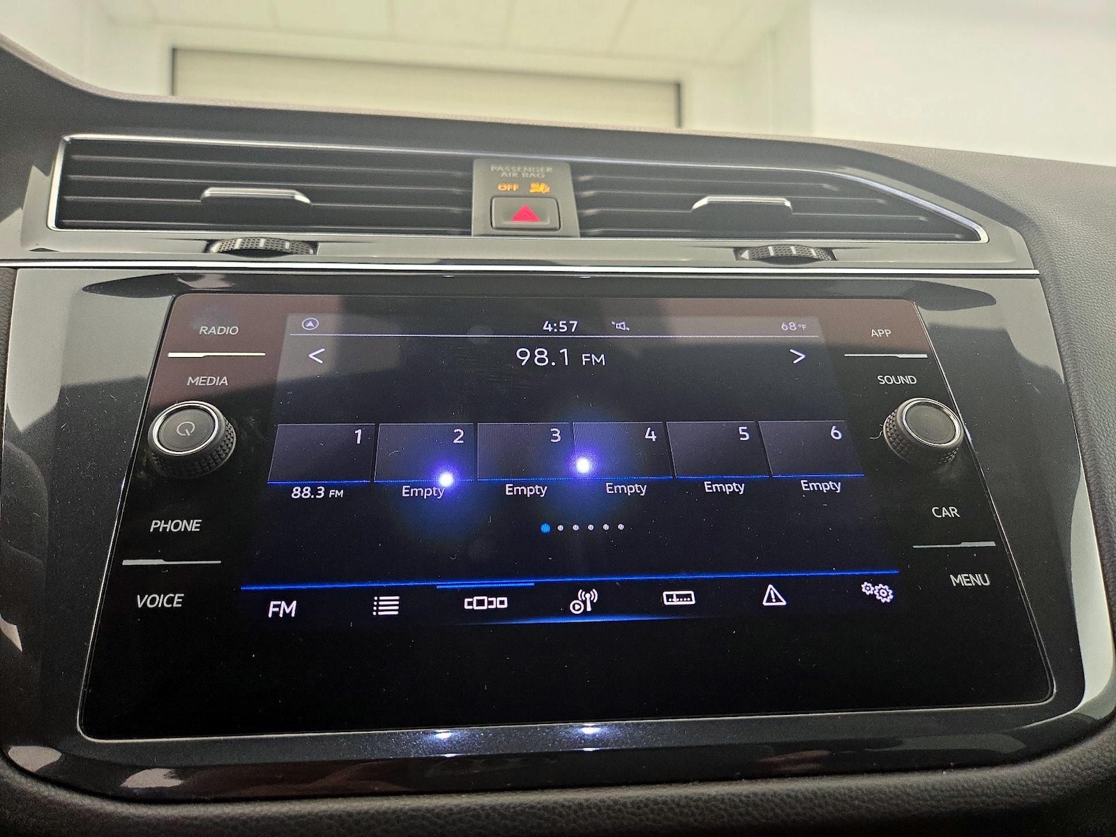 2022 Volkswagen Tiguan SE R-LINE BLACK - Photo 16