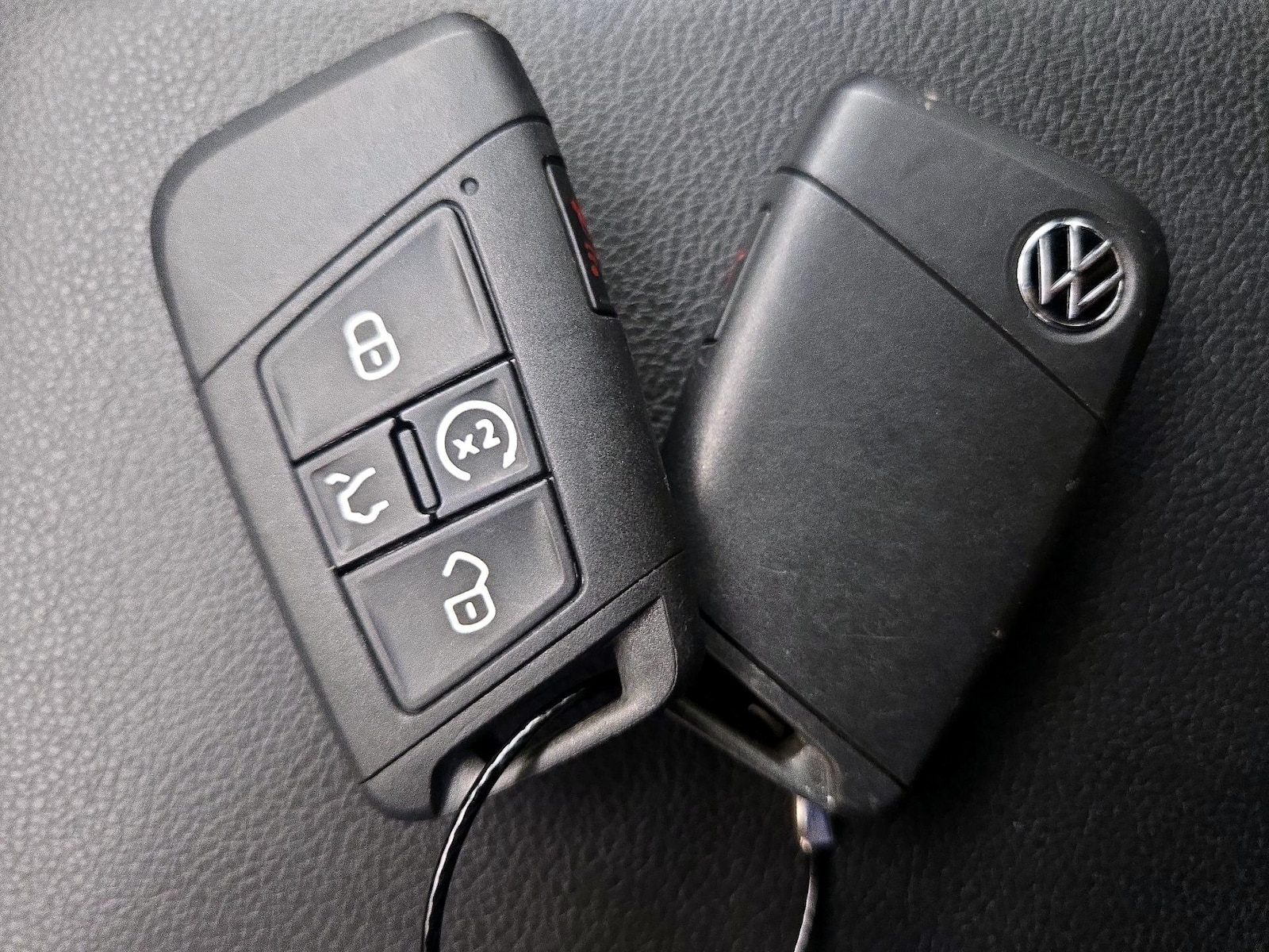 2022 Volkswagen Tiguan SE R-LINE BLACK - Photo 24