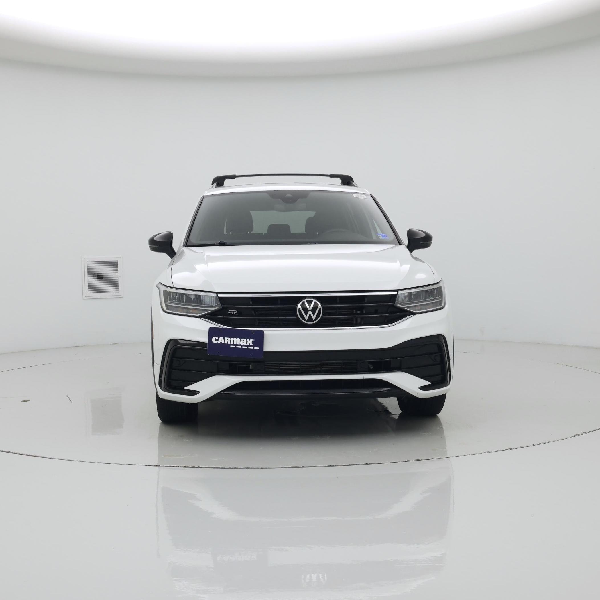 Thumbnail: 2022 Volkswagen Tiguan - 5