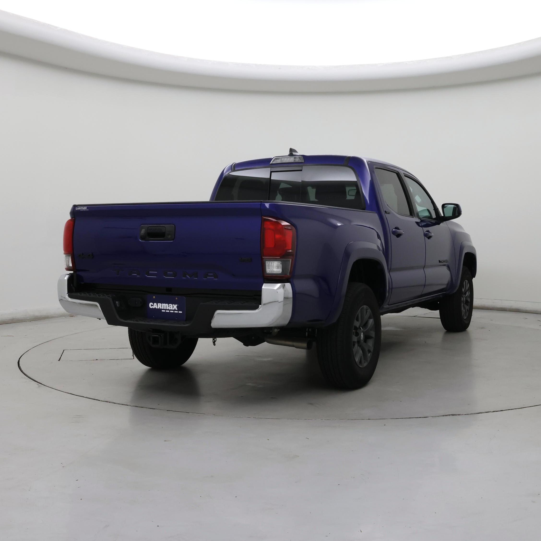 Thumbnail: 2023 Toyota Tacoma - 8