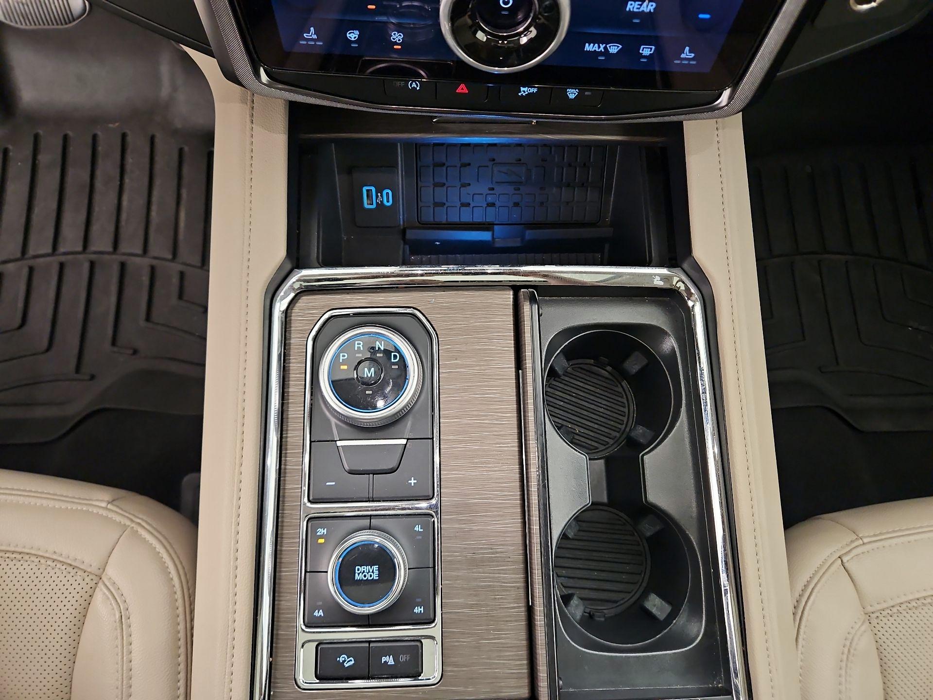 Thumbnail: 2024 Ford Expedition MAX - 18