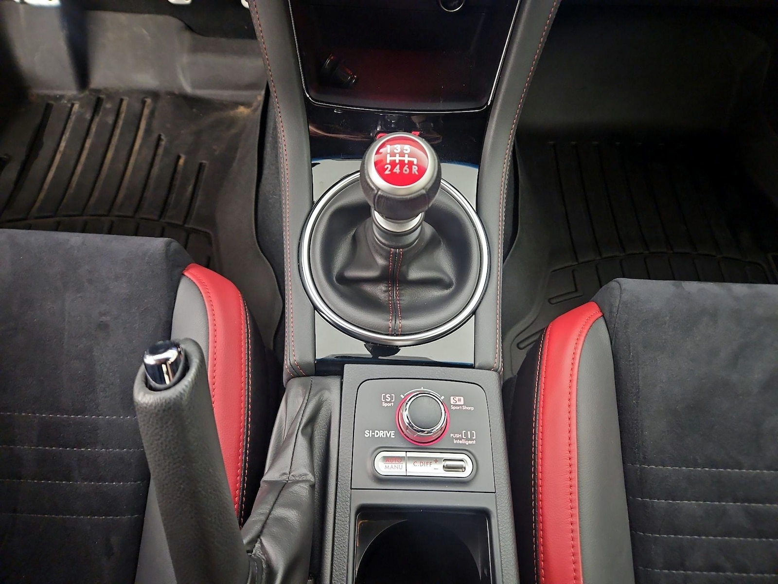 2021 Subaru WRX STI Base - Photo 18