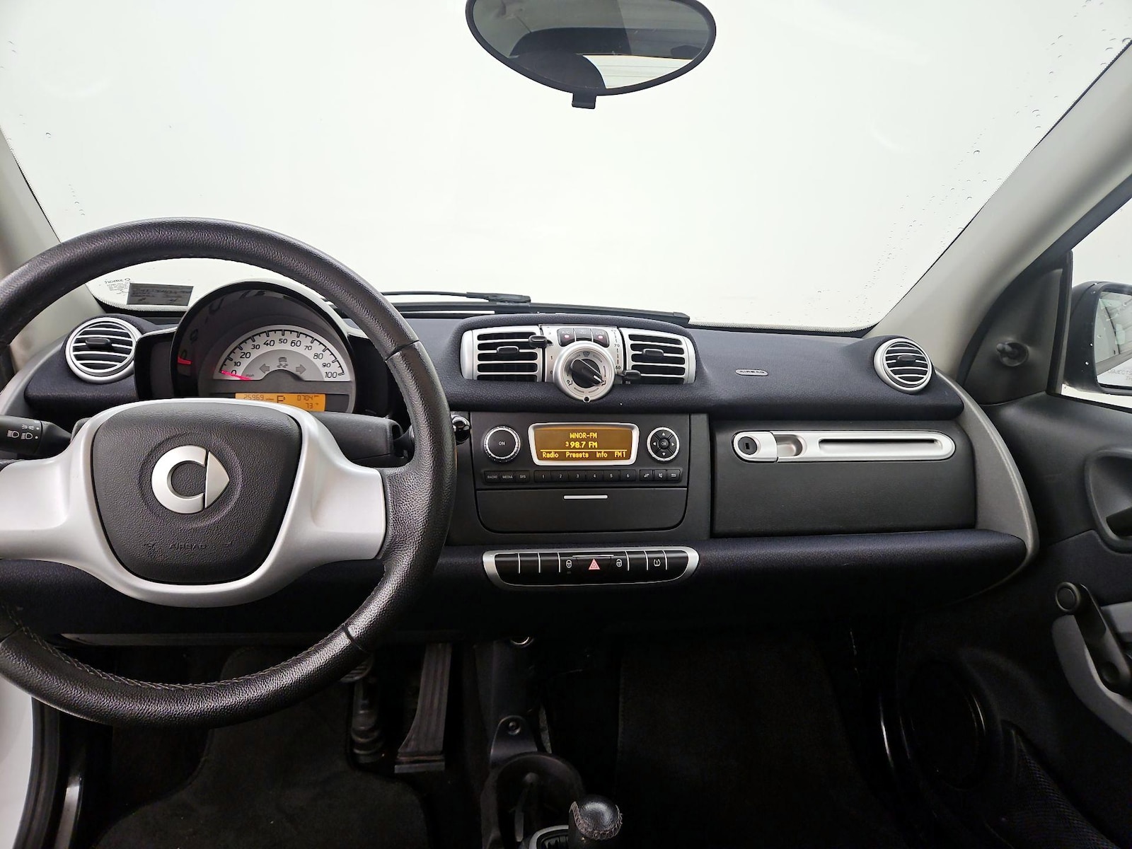 2015 smart fortwo pure - Photo 10